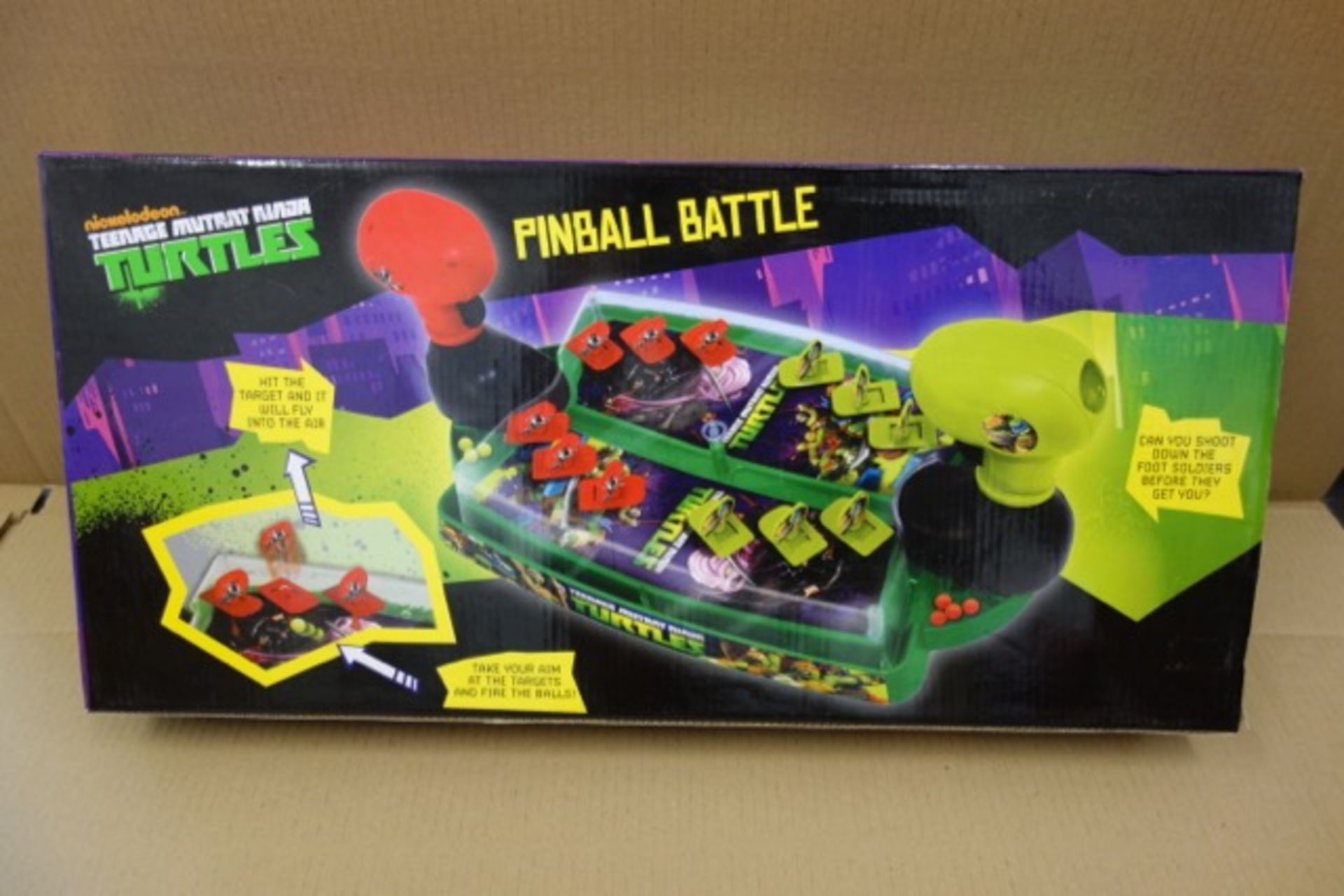 18 x Nickelodeon Teenage Mutant Ninja Turtles Pinball Battle Game. 'Take your aim at the targets and - Image 2 of 3