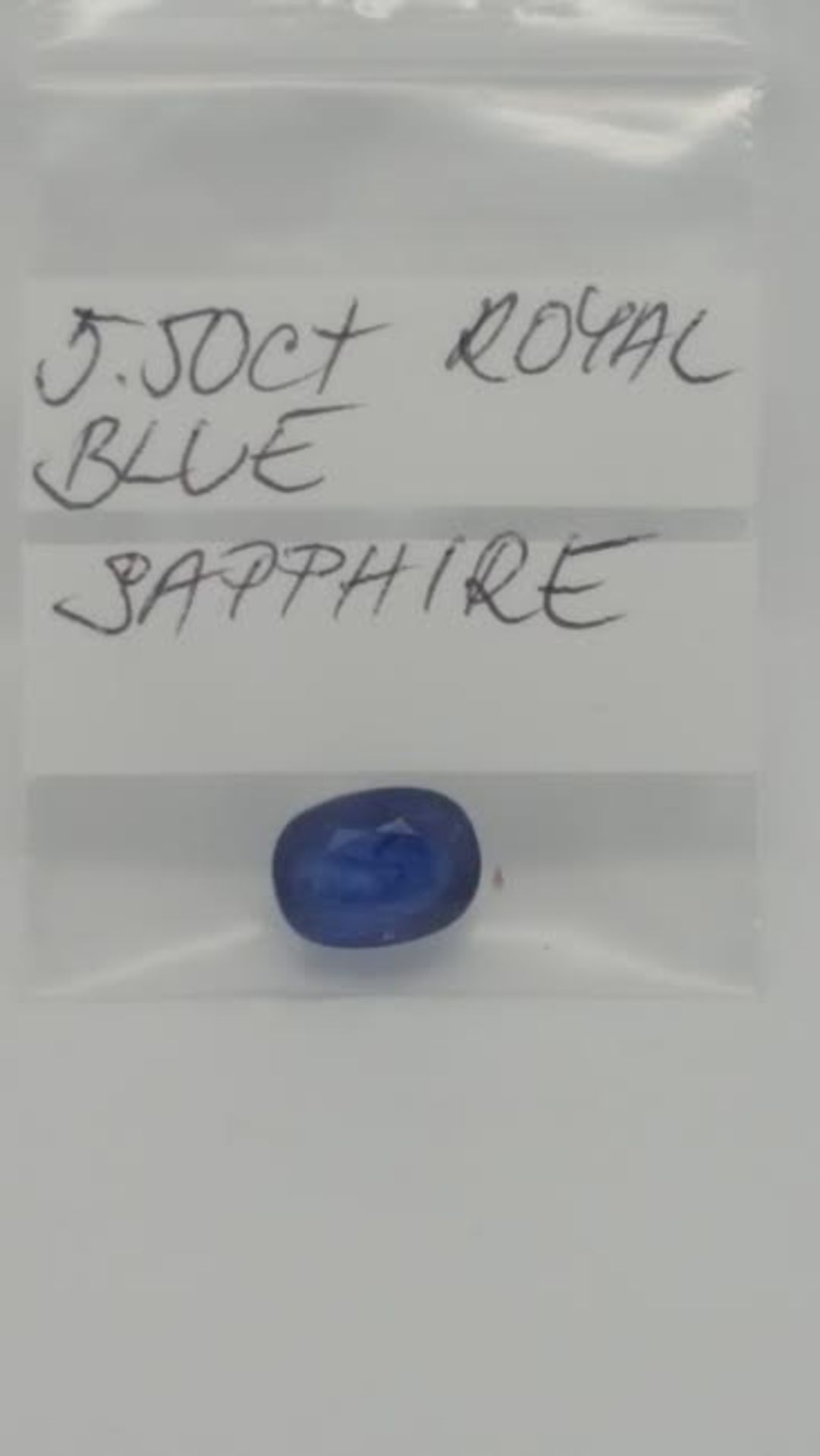 5.50 ct royal blue sapphire