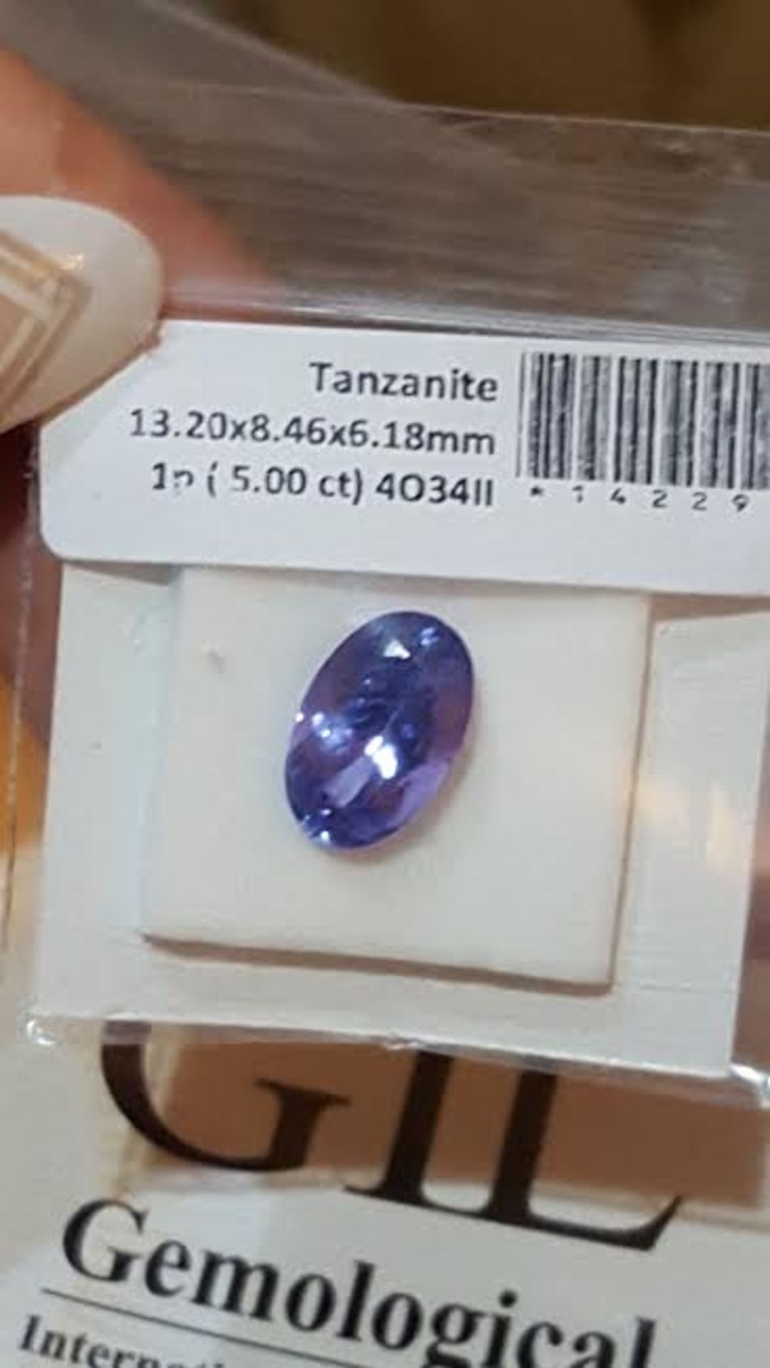 5.00 ct natural loose Gil certified oval shape tanzanite