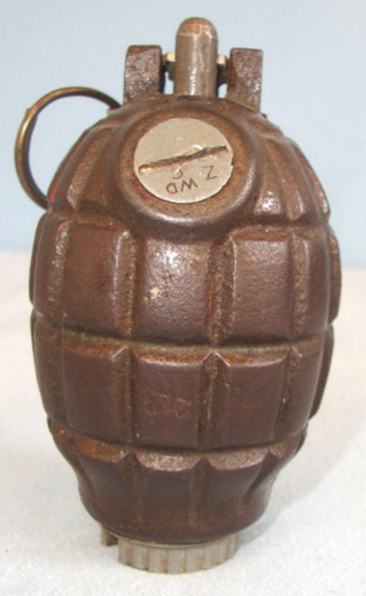 INERT, British Early WW2 1940 Dated Mills No.36M MK 1 Hand Grenade