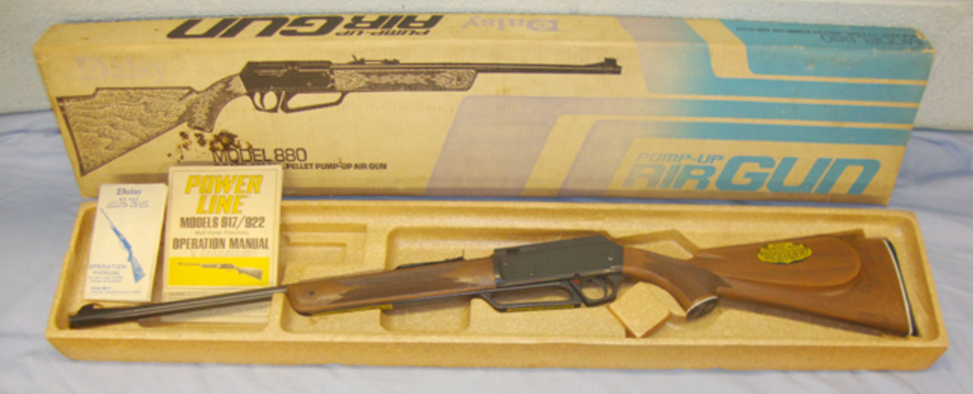 Boxed, Early 1970's, Daisy Model 880 Power line .177 Calibre Pneumatic BB & Pellet Air Rifle - Image 2 of 3