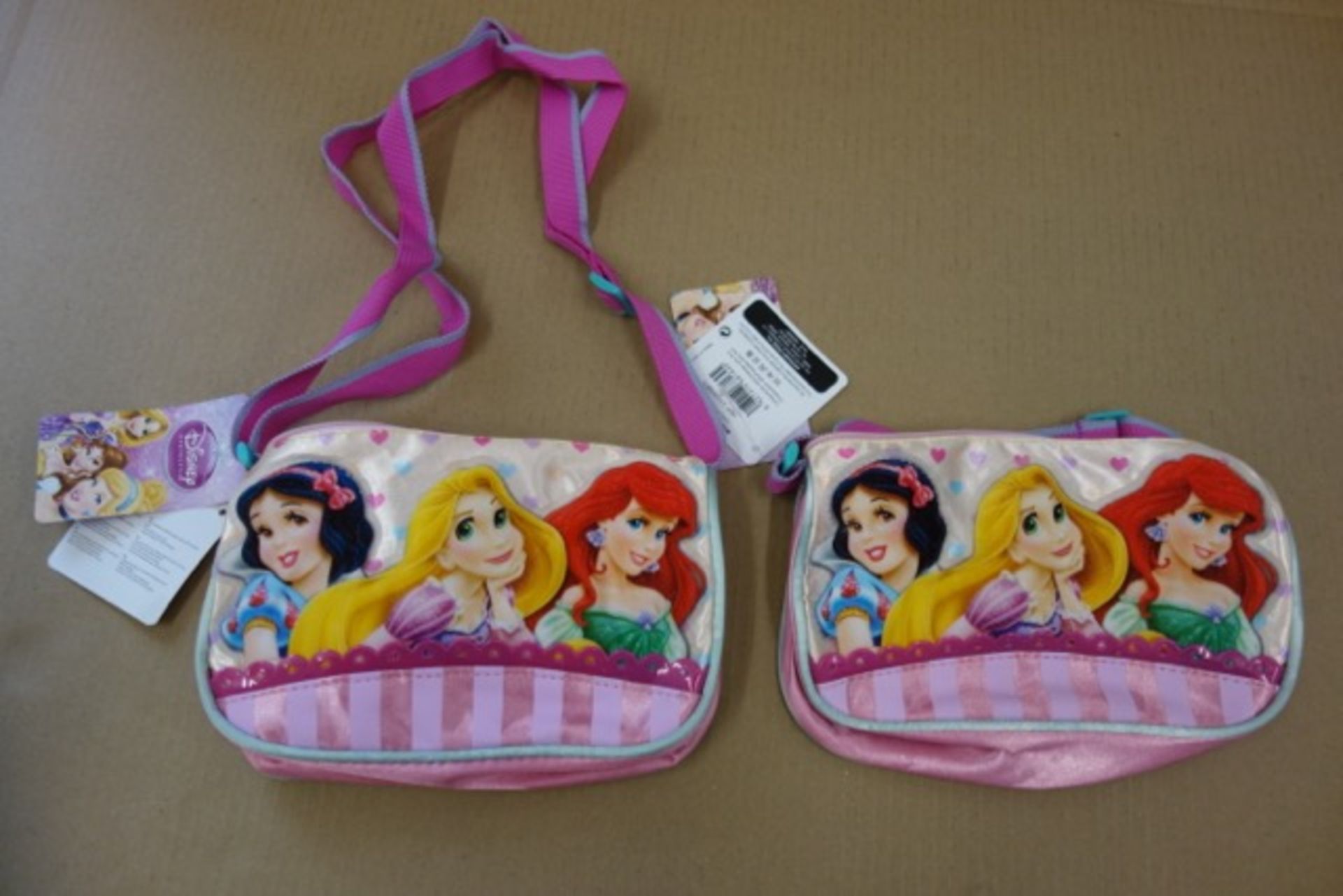 72 x Disney Princess Shoulder Bag's. High quality design. Original RRP £11.99 each, giving this