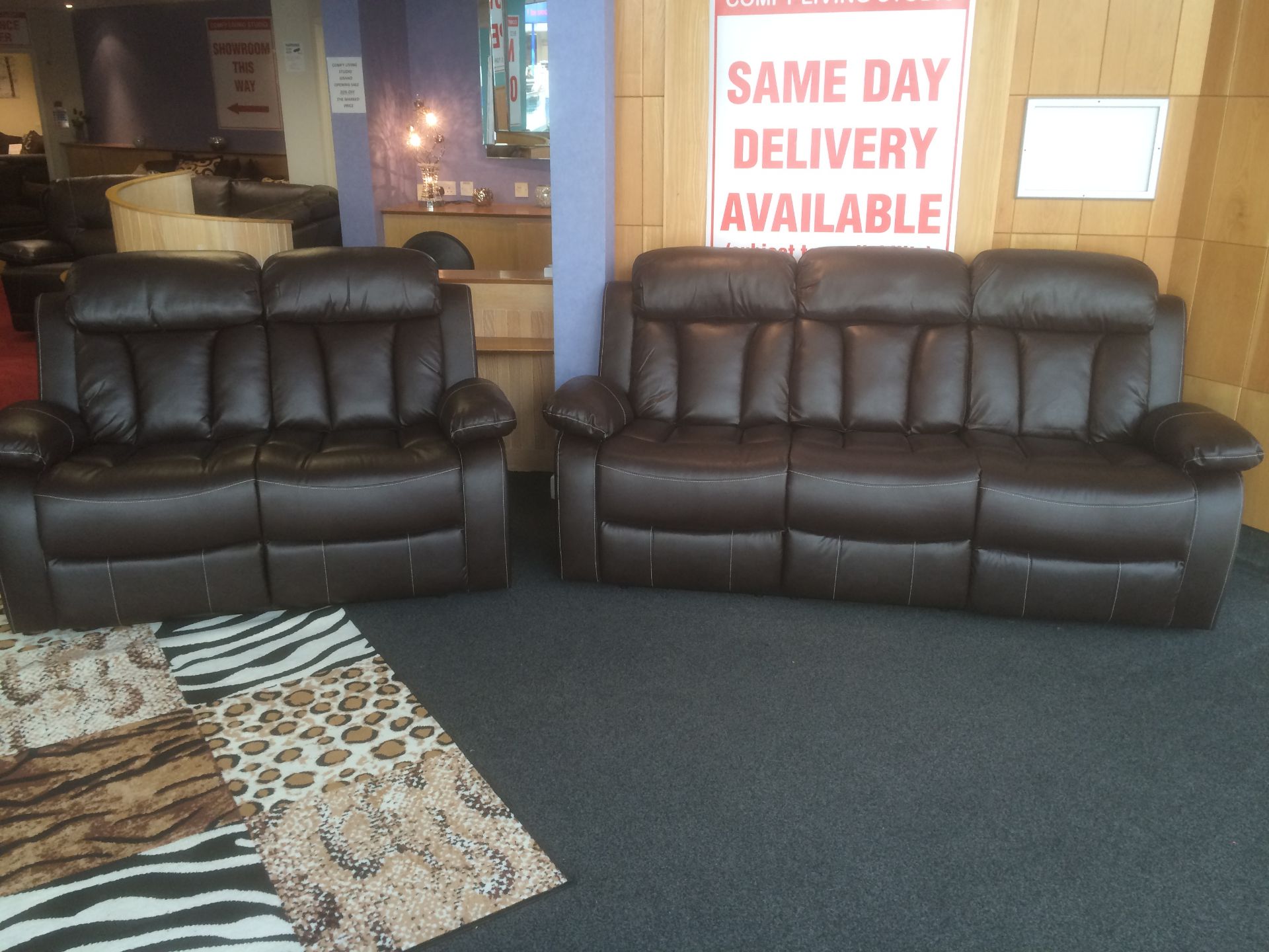 Harvey 3 seater and 2 seater reclining suite