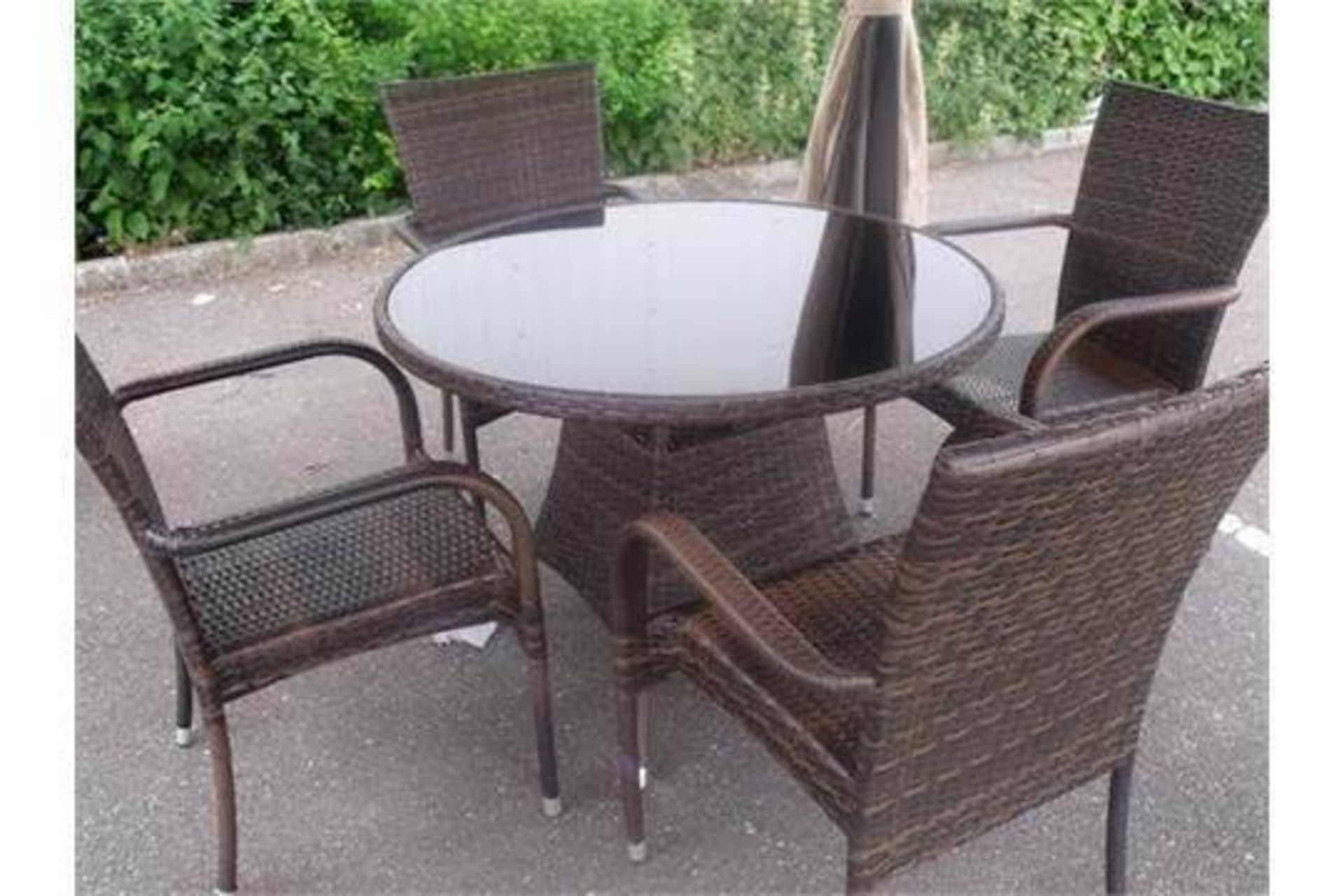 5 Piece Zebrano 5 Piece All Weather Dining / Patio Set. Multi Brown All Weather Rattan. 4 x Stacking