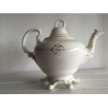 19TH CENTURY WHITE & GILT TEAPOT. CONDITION - GOOD. NO OBVIOUS DAMAGE, USUAL LIGHT CRAZING. FREE
