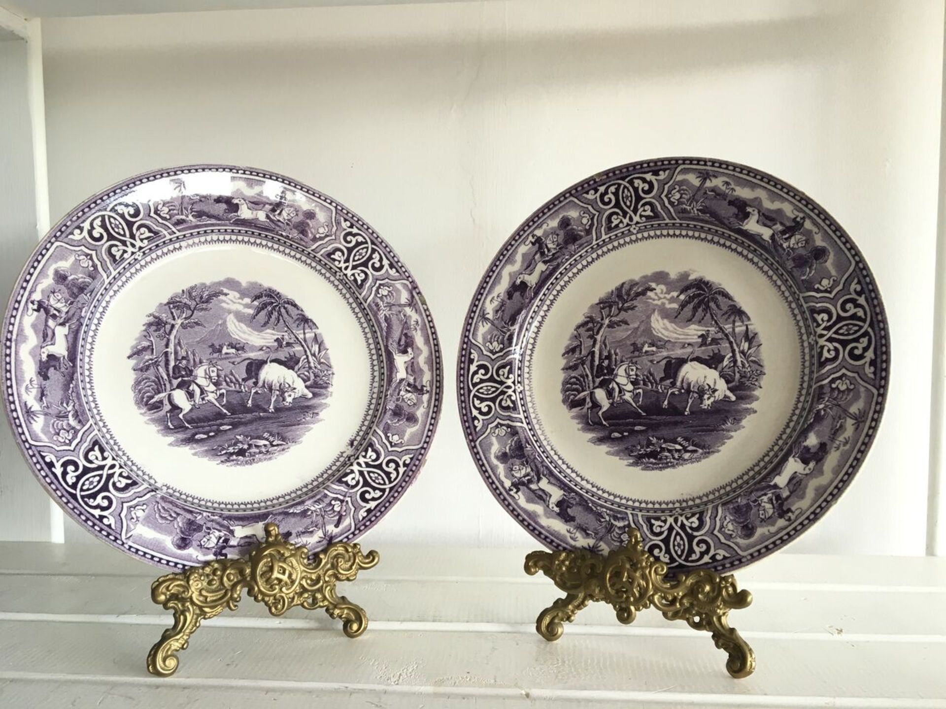PAIR OF ANTIQUE 21CM TRANSFERWARE PLATES BY CALLERTON & SONS IN THE "TORO" PATTERN. CONDITION - BOTH