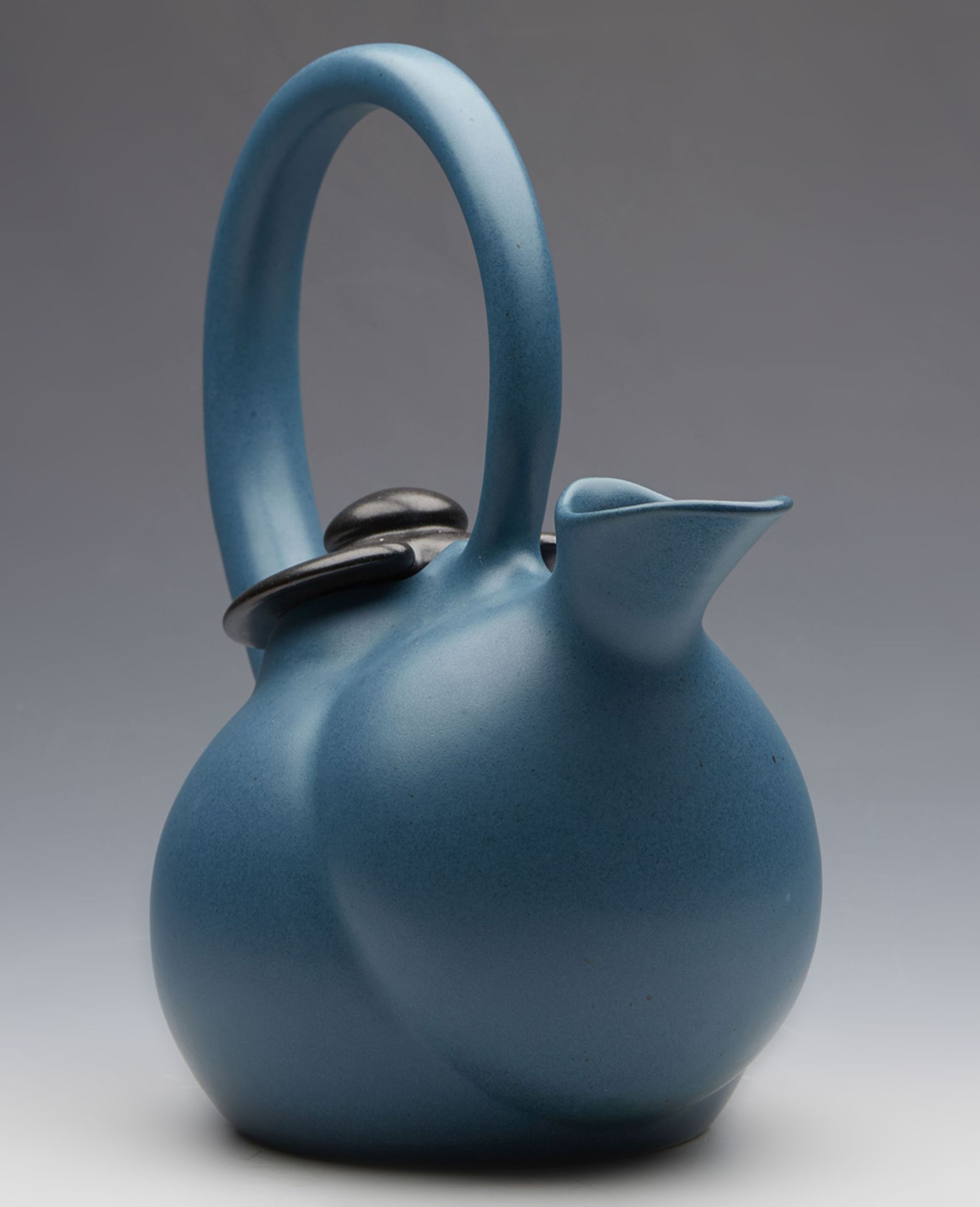 STUDIO POTTERY TEAPOT BY GREGG RASMUSSON DATED 2002 - Image 4 of 7