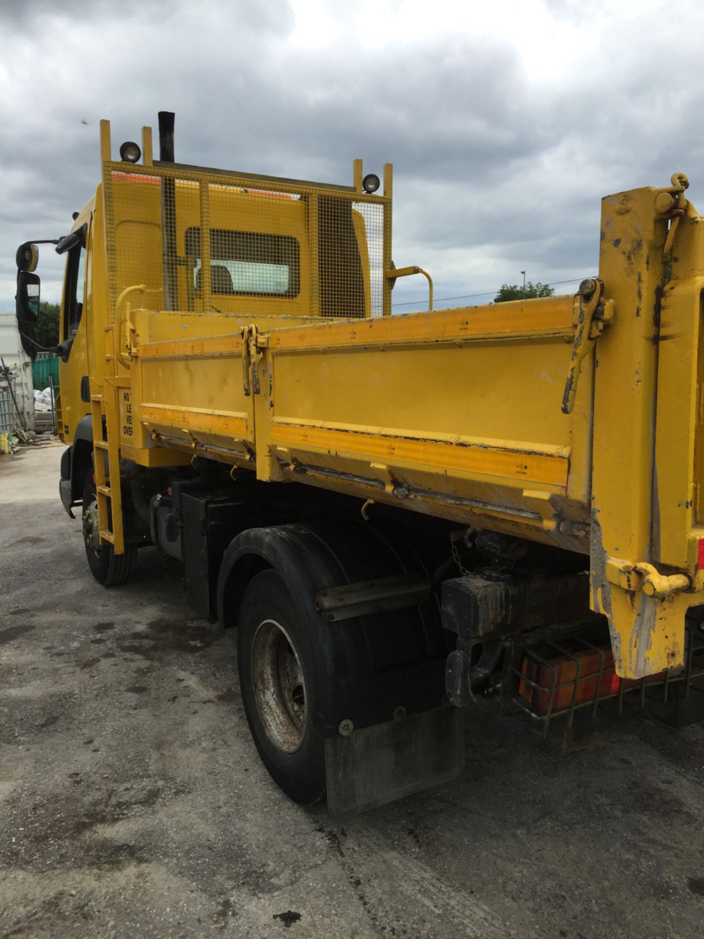 HGV DAF 3 way Tipper Model: FA LF45.150 - Image 10 of 32