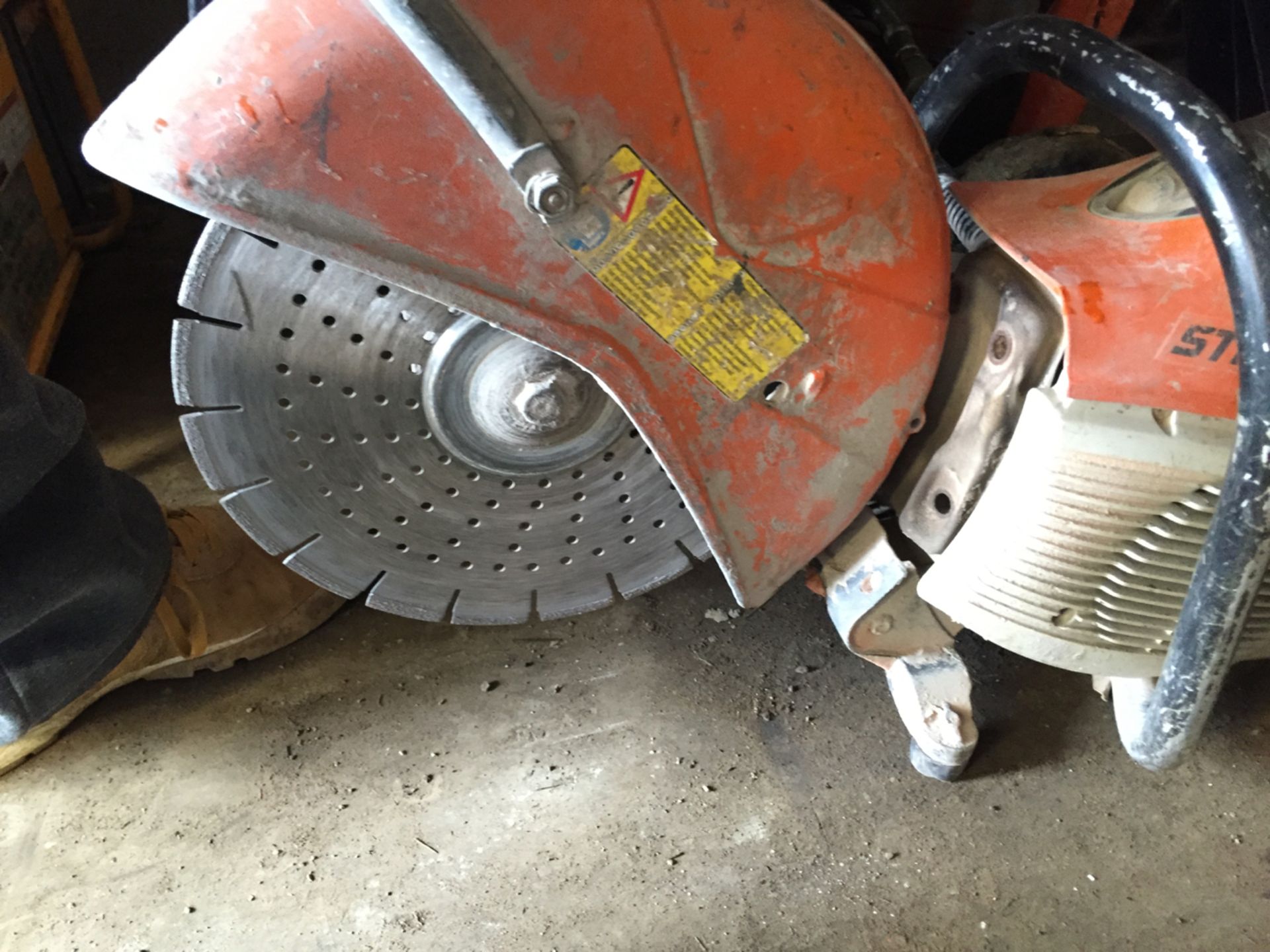 Stihl TS410 Petrol Saw - Fully working - No Reserve - Image 2 of 3