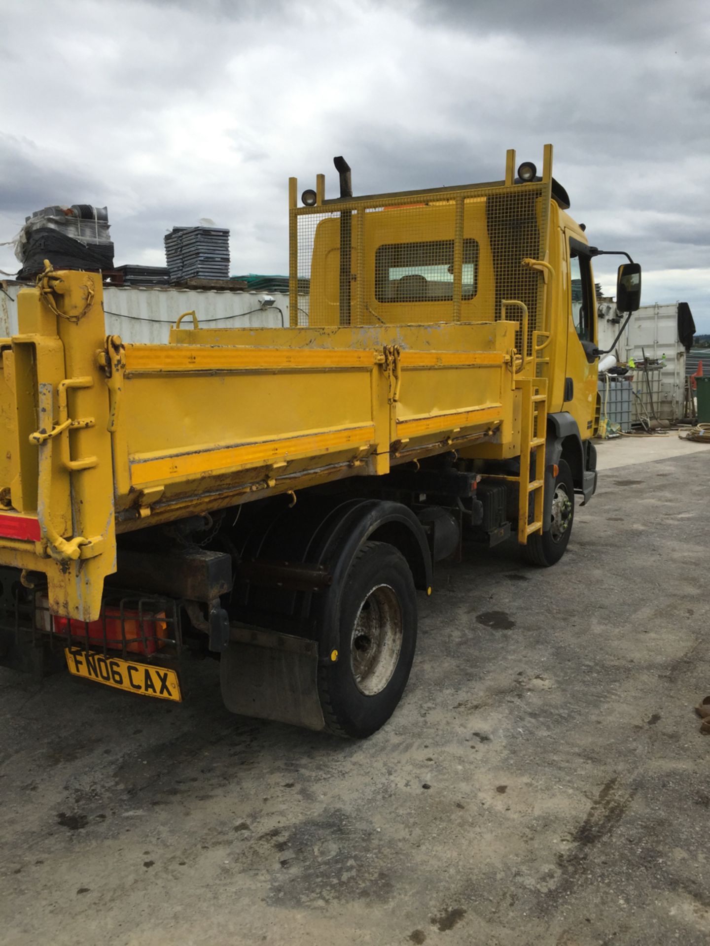 HGV DAF 3 way Tipper Model: FA LF45.150 - Image 8 of 32