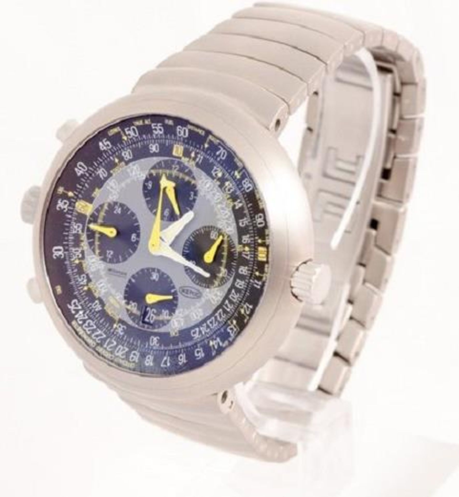 Ikepod Megapode Flyback Gents Titanium Watch - Image 2 of 4