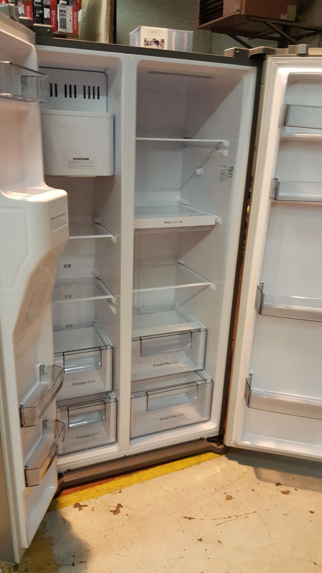 Daewoo FRAQ19PCS American Fridge Freezer - Image 2 of 5