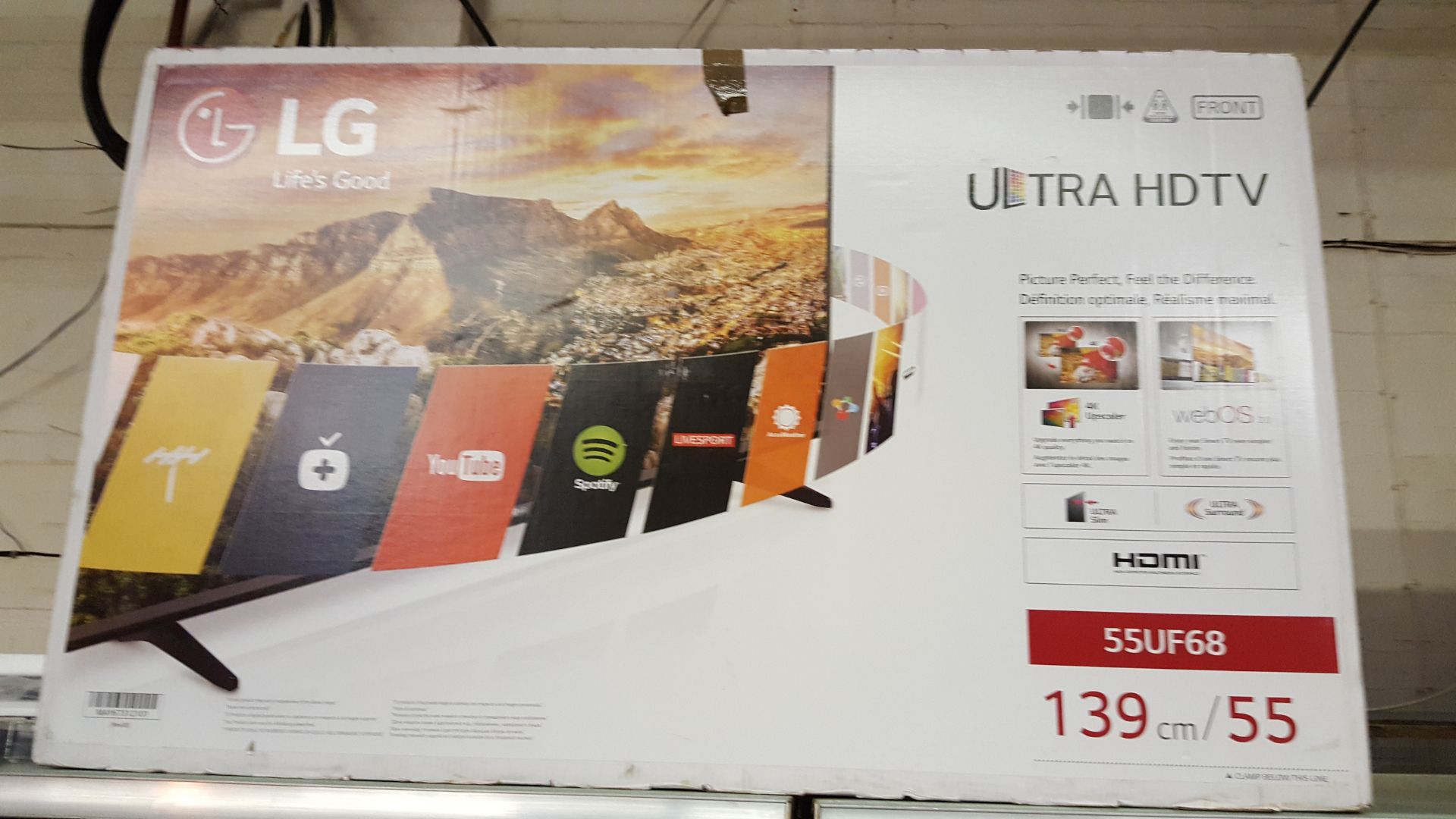 LG LG55UF680 55 inch smart 4K T.v