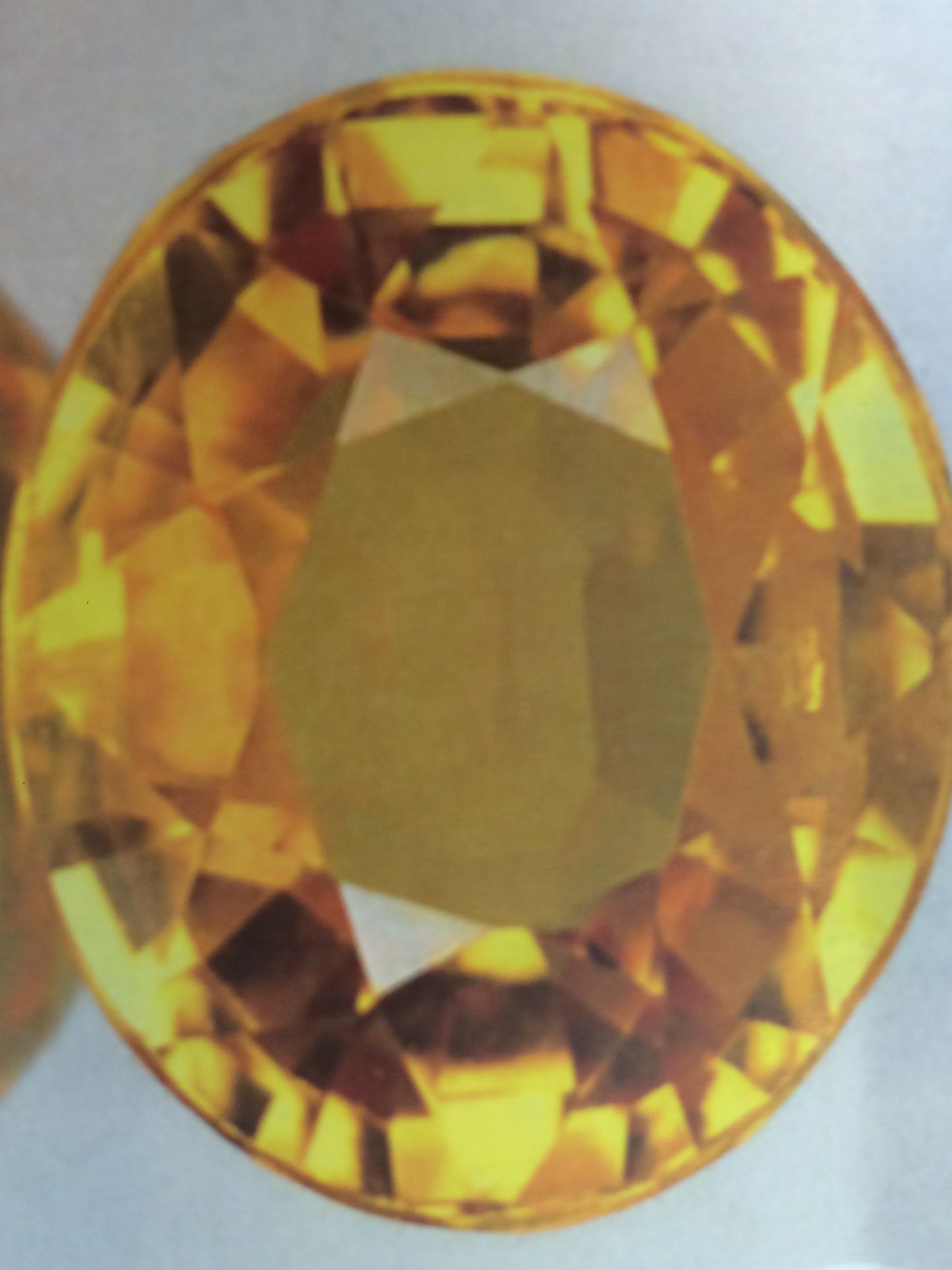 1.10ct Natural Sapphire Orange Yellow Oval Facetted (6.18 x 5.20 x 3.59mm) AAA+1.10ct Natural