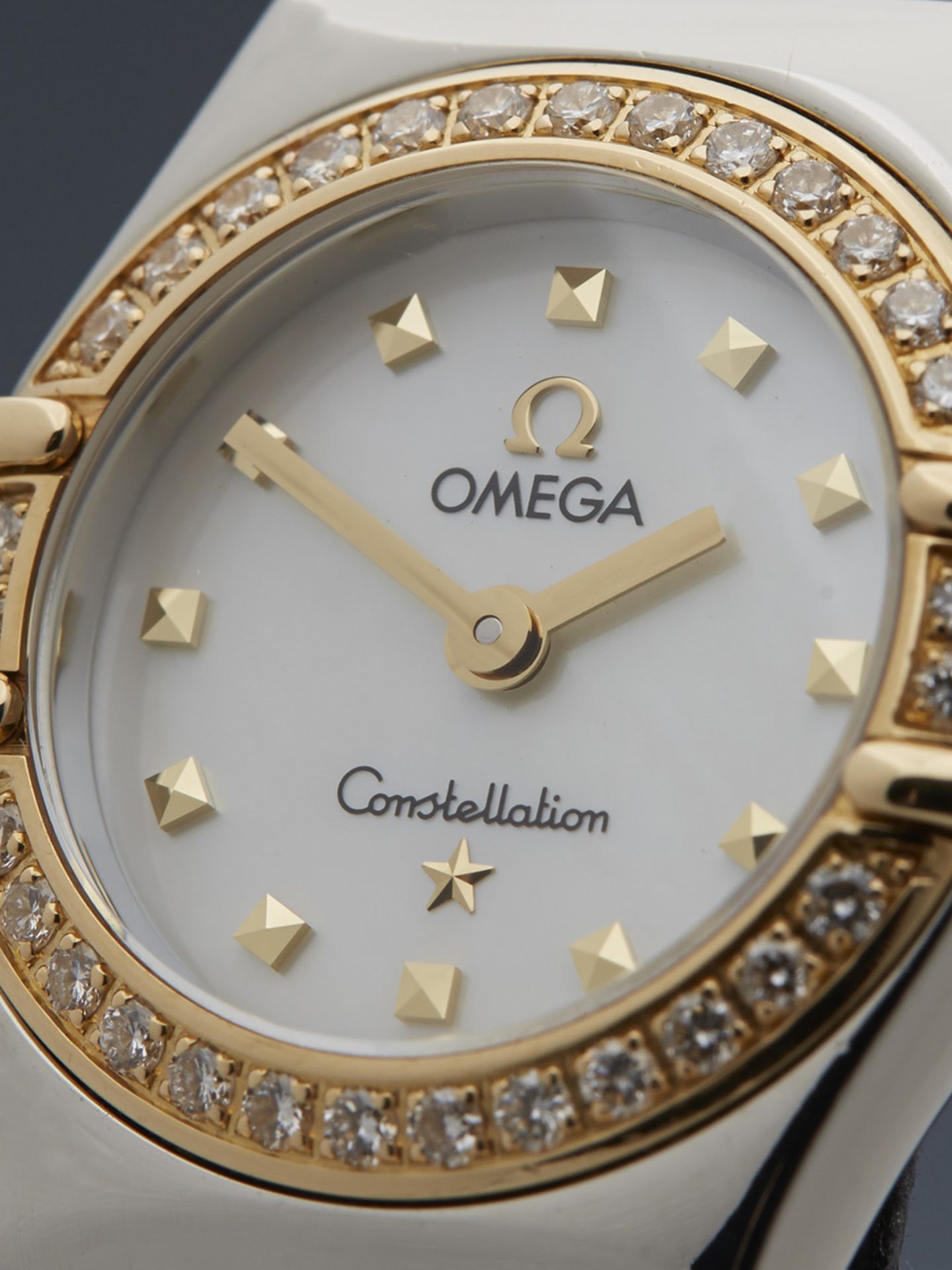 Omega, Constellation