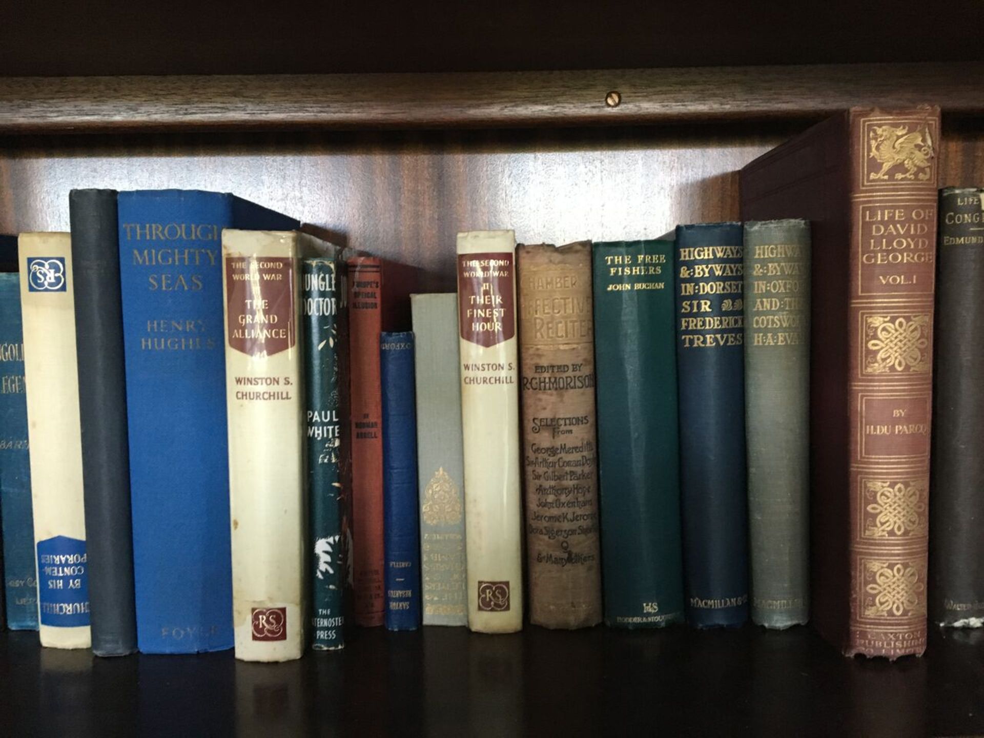 THREE SHELVES OF ANTIQUE BOOKS DUE TO SHOP CLOSURE, CIRCA 100 BOOKS WITH AN RRP IN EXCESS OF £2, - Image 8 of 9
