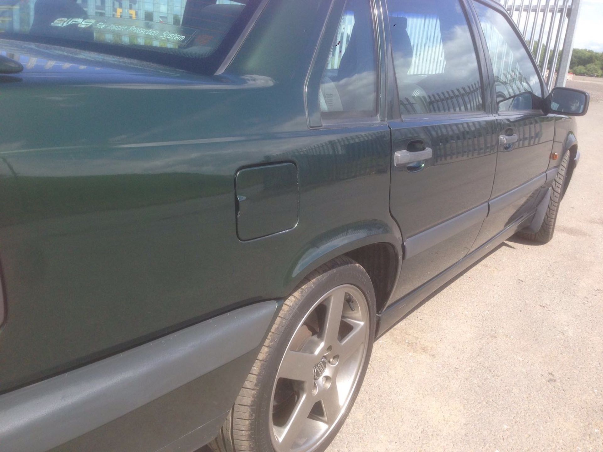 VOLVO T5-R saloon auto, 1995/N. olive green, 2 previous owners from new. - Image 5 of 20