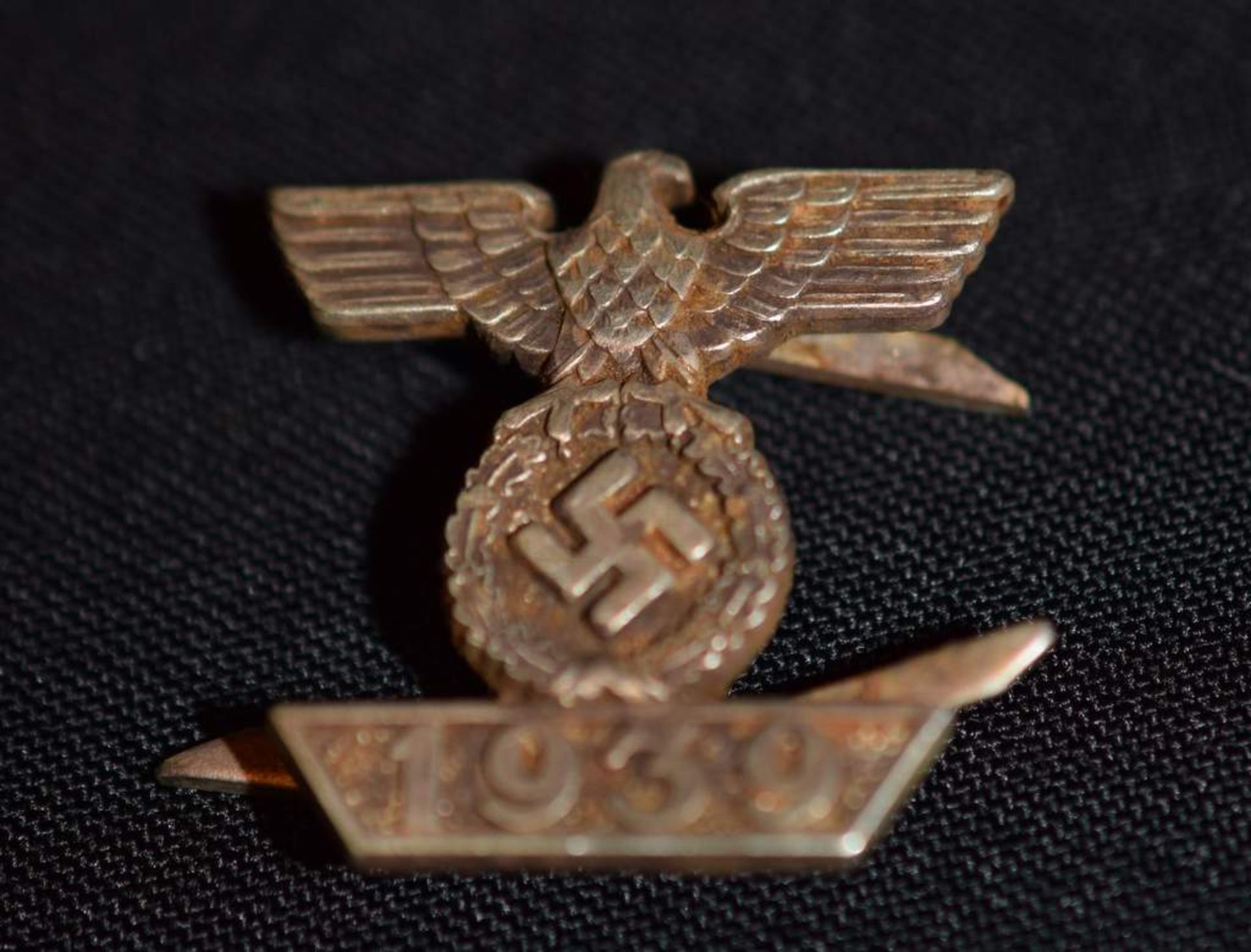Small German 3rd Reich Bar To Iron Cross