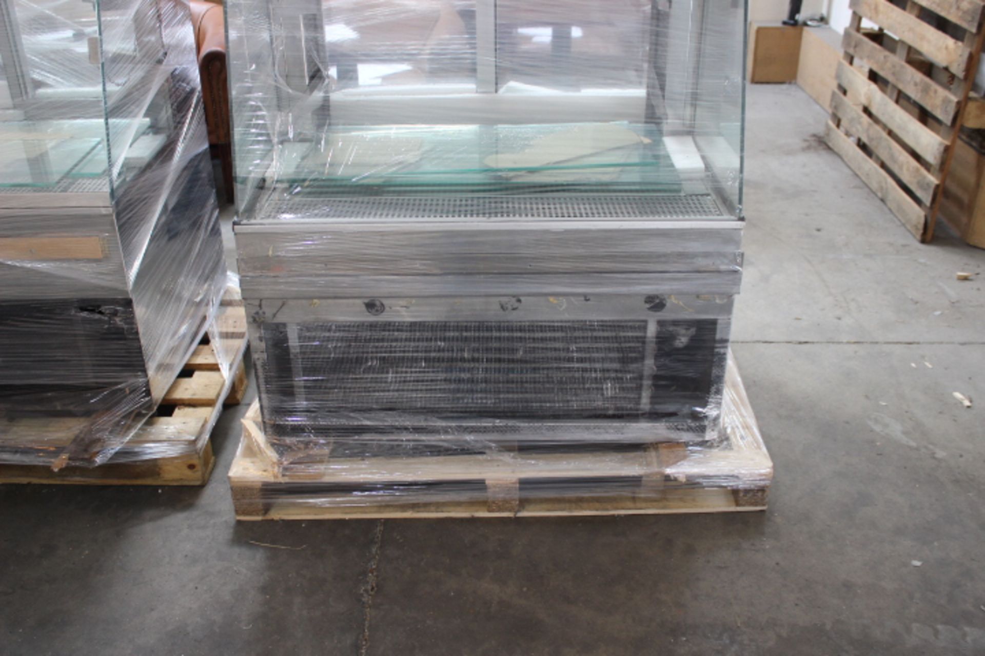 Frost Tech SP75/100 Display Chiller Never Used - Image 2 of 4