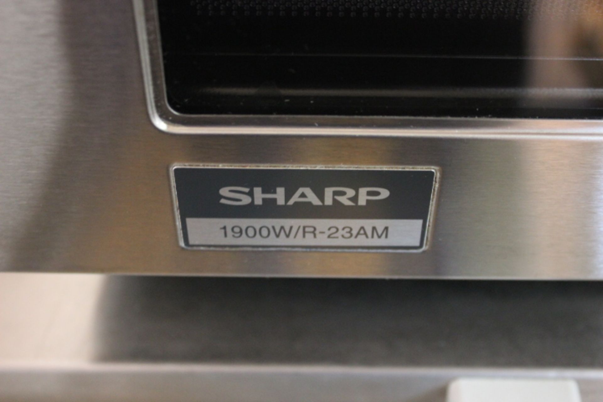 1 x Sharp R23AM 1900W Microwave Used - Image 2 of 3