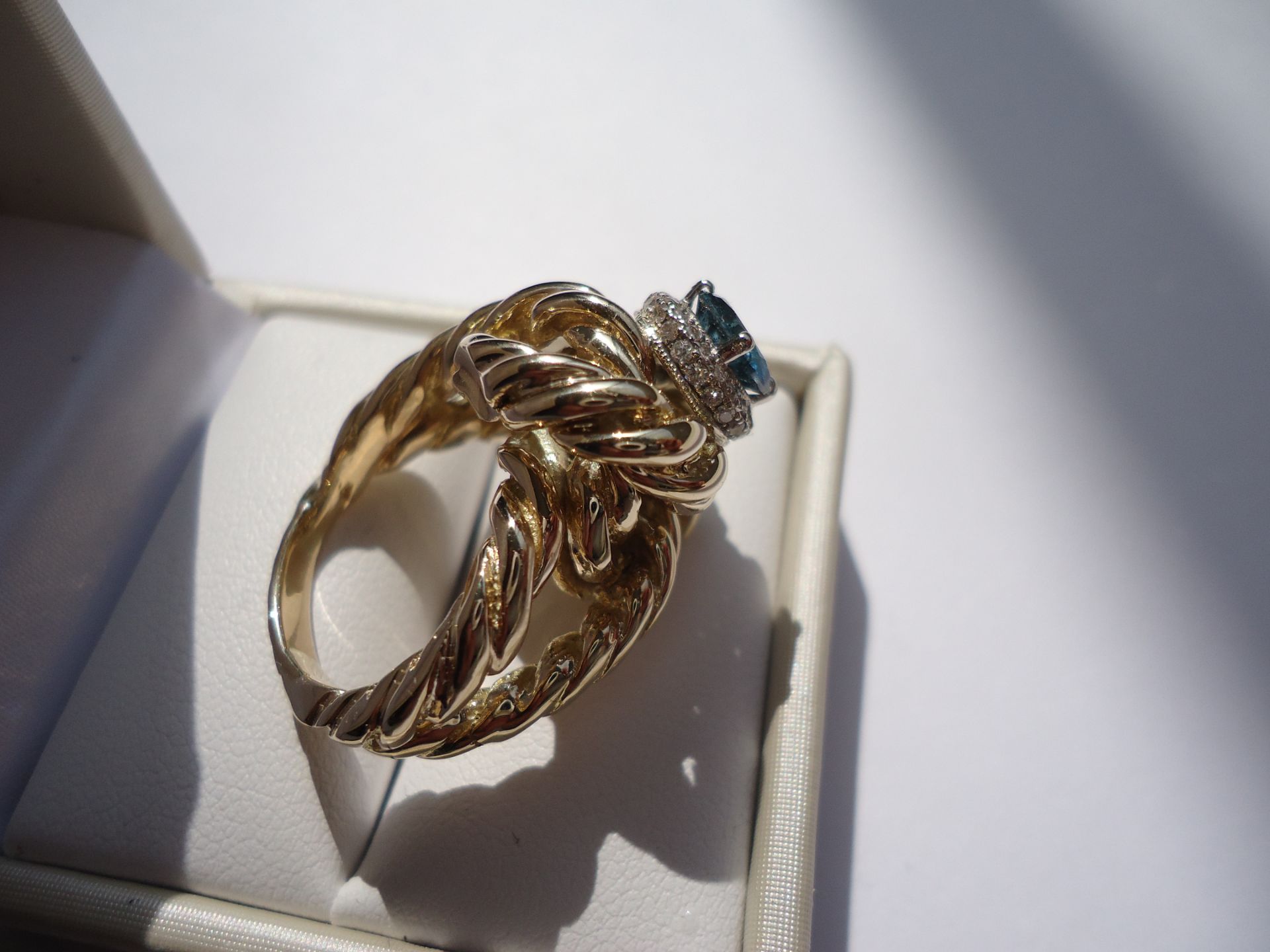 Classic Italian Knot Ring - Image 6 of 15