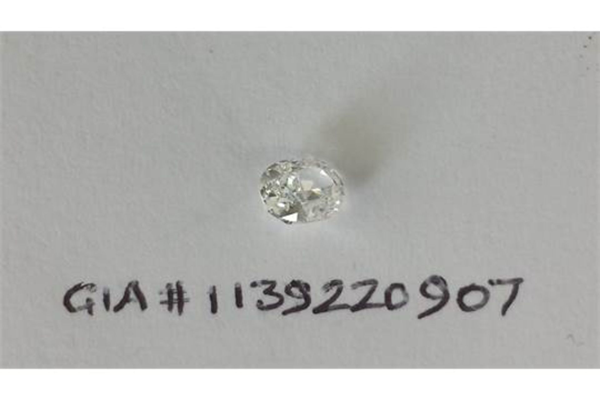 0.53 carat Oval Modified Brilliant Diamond - Image 2 of 4