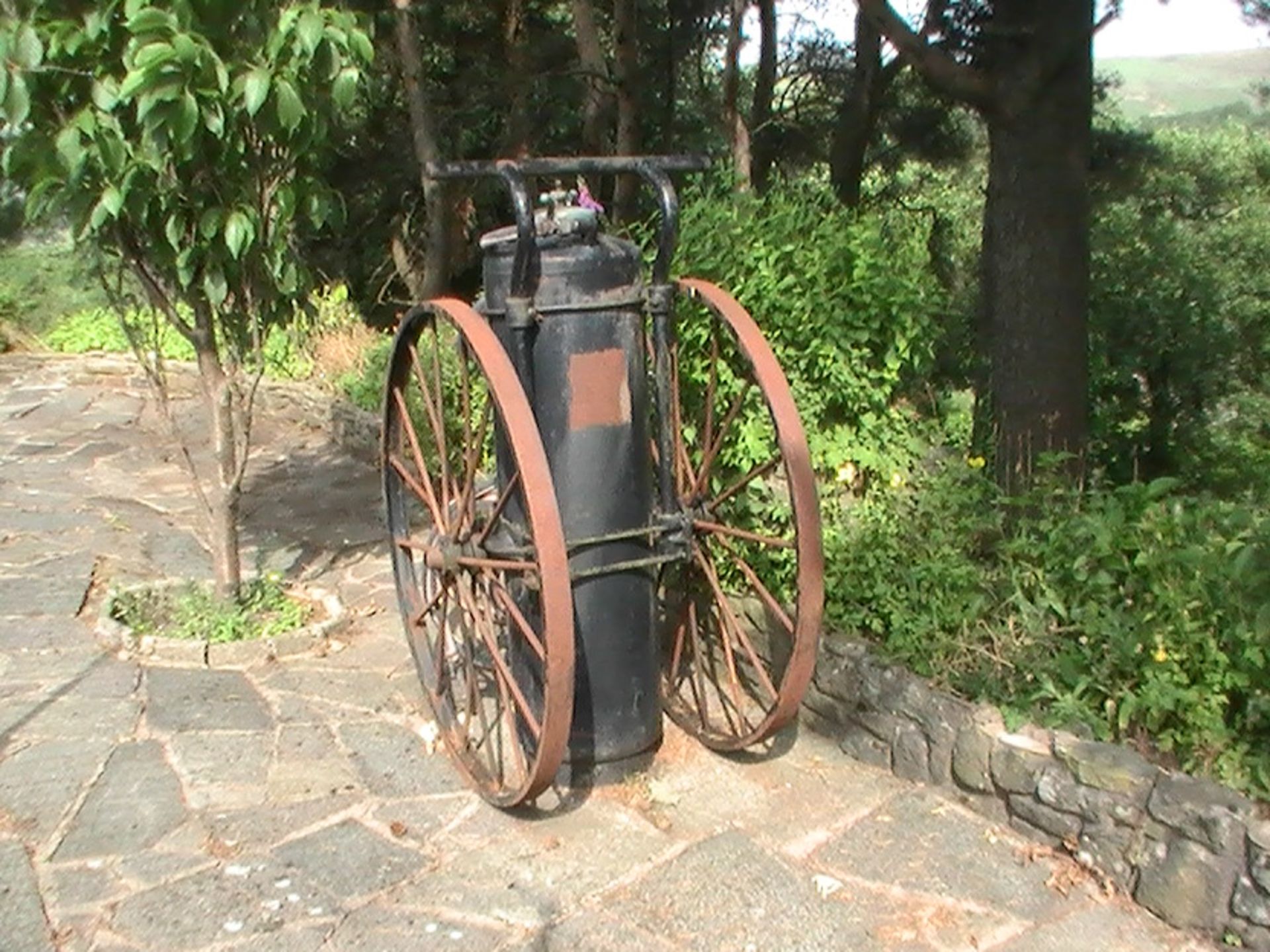 Early Victorian horse drawn fire engine - Image 2 of 2