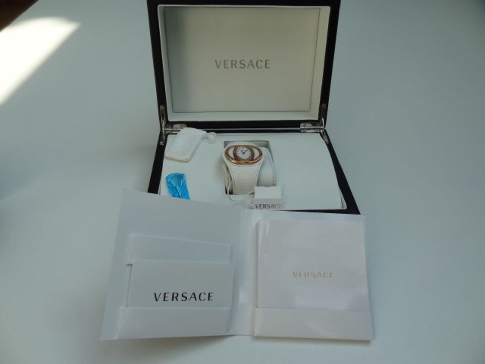 Gianni Versace Eclissi 84Q White Dial Rose Gold Ladies Watch - Image 2 of 13