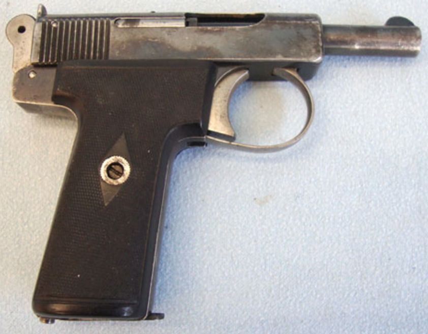 Webley & Scott Model 1908 .32 Calibre Semi Automatic Pistol & Magazine.