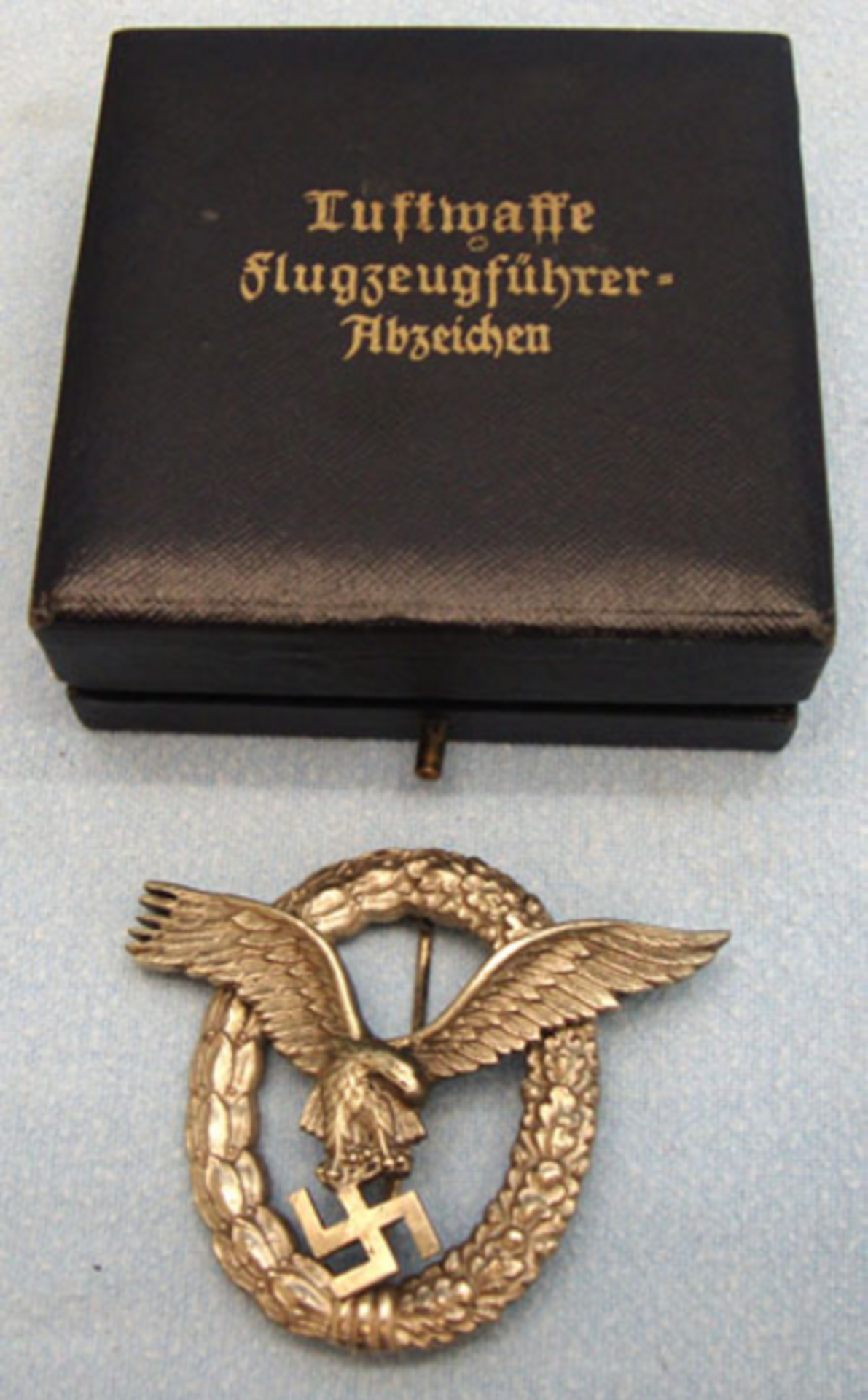 Original Boxed WW2 Luftwaffe Pilots Badge. - Image 2 of 3