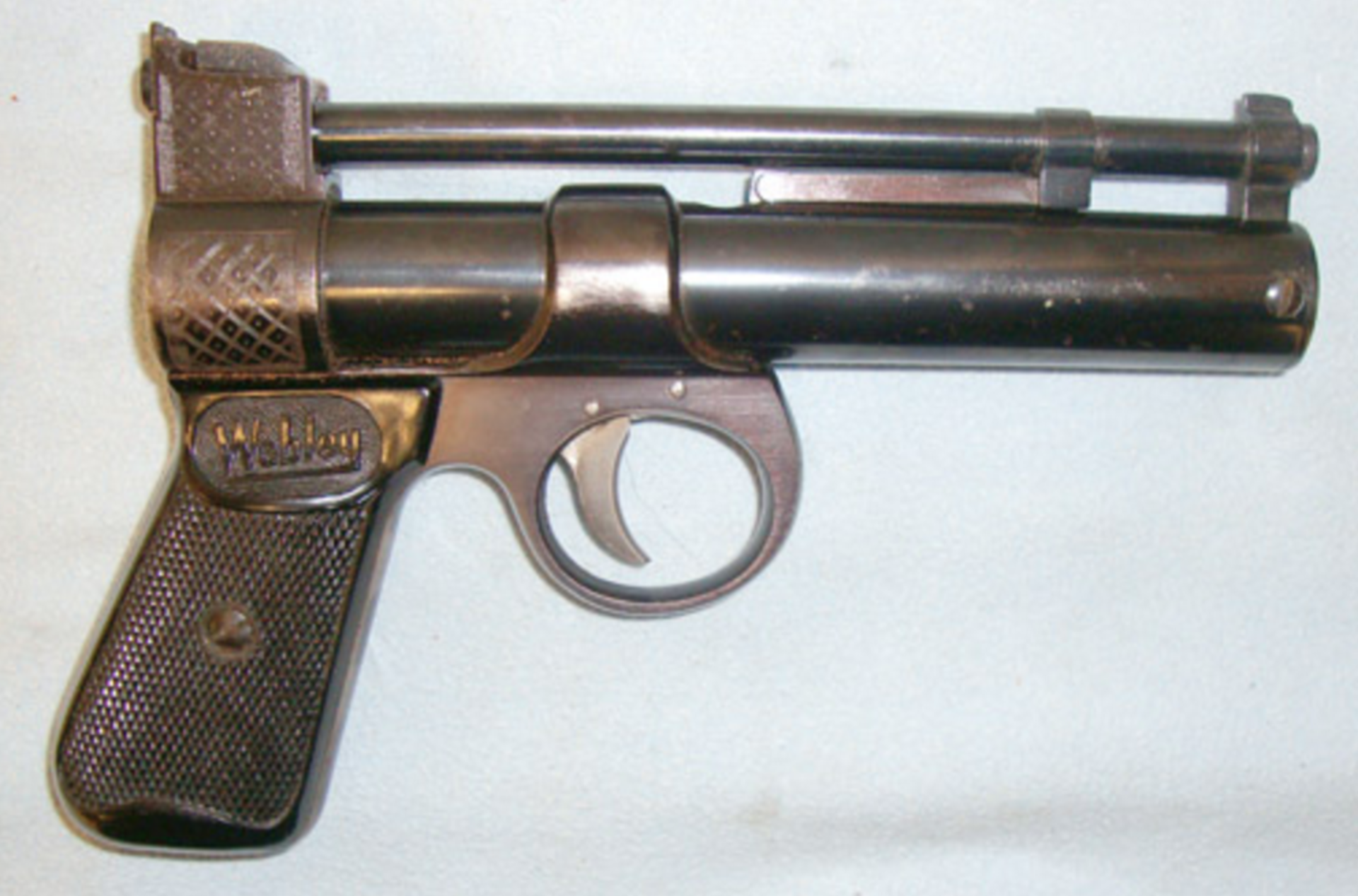 Boxed, Pre 1958, Webley Junior .177 Calibre Air Pistol - Image 3 of 3