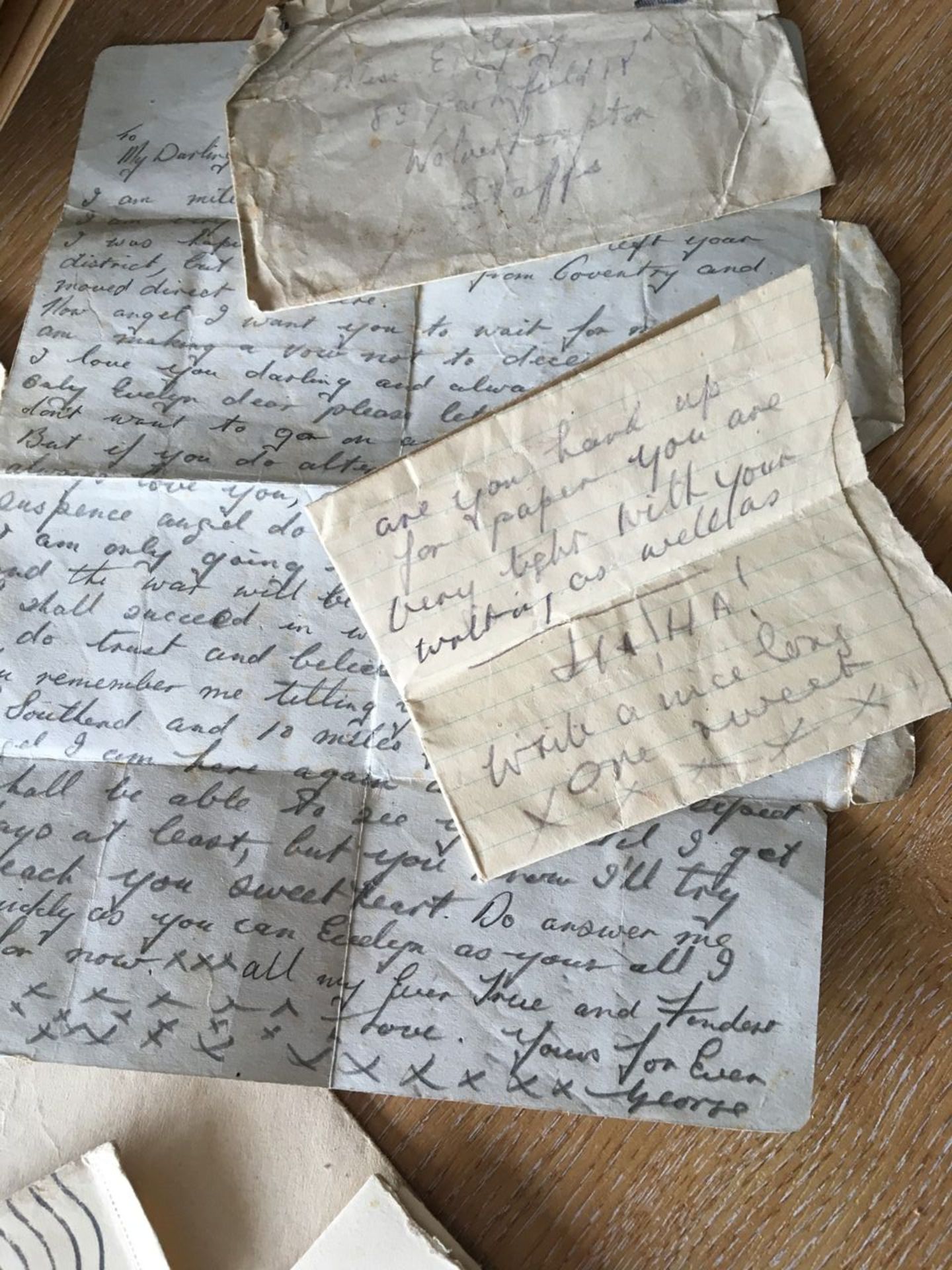 COLLECTION OF WWII LOVE LETTERS. Eric Jarman & Evelyn Guy of Wolverhampton love letters - Image 5 of 5