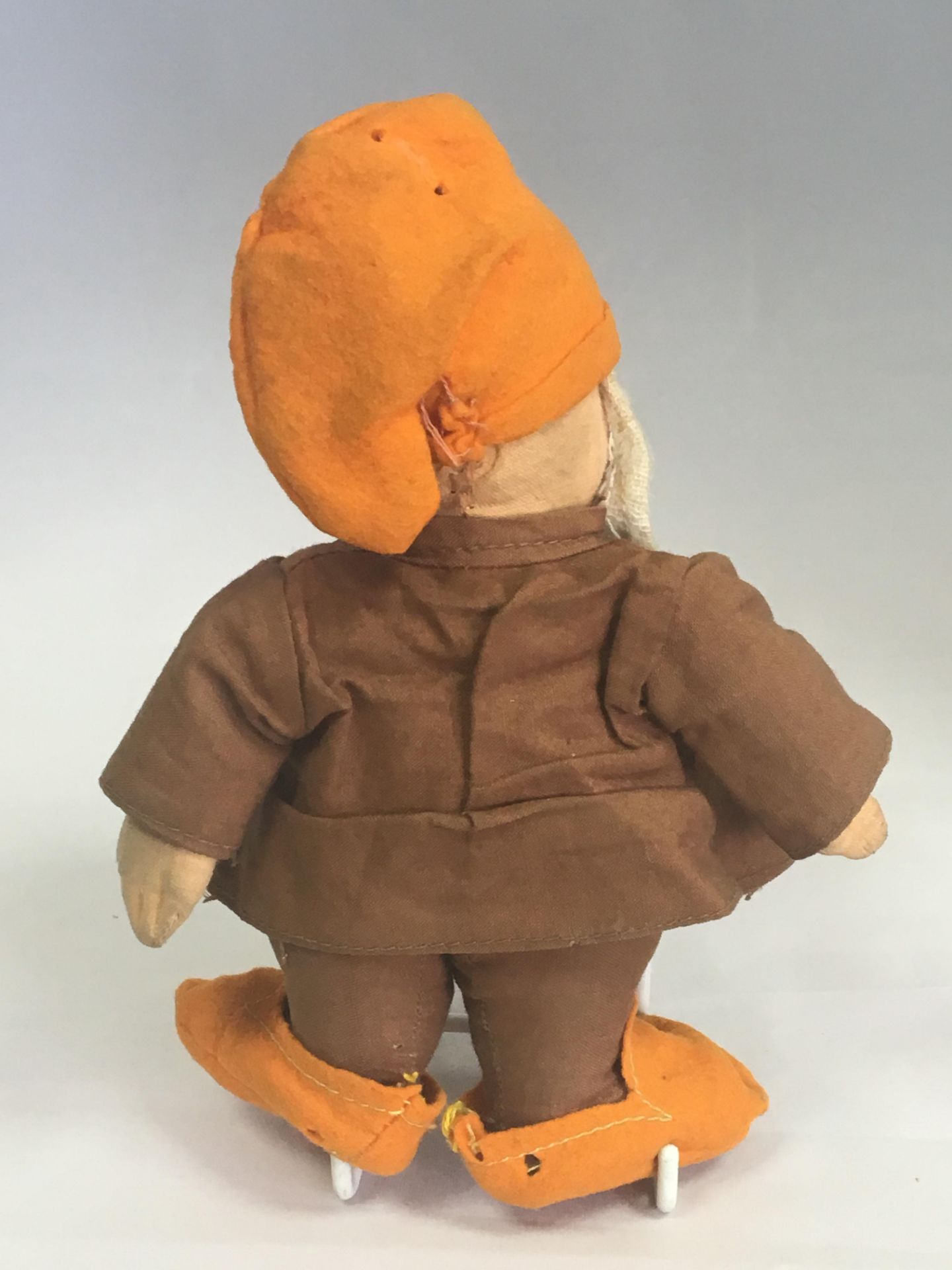 VINTAGE CHAD VALLEY DWARF - GRUMPY - C. 1930s. WITH ORIGINAL LABEL, MOULDED AND PAINTED FELT FACE, - Image 2 of 3