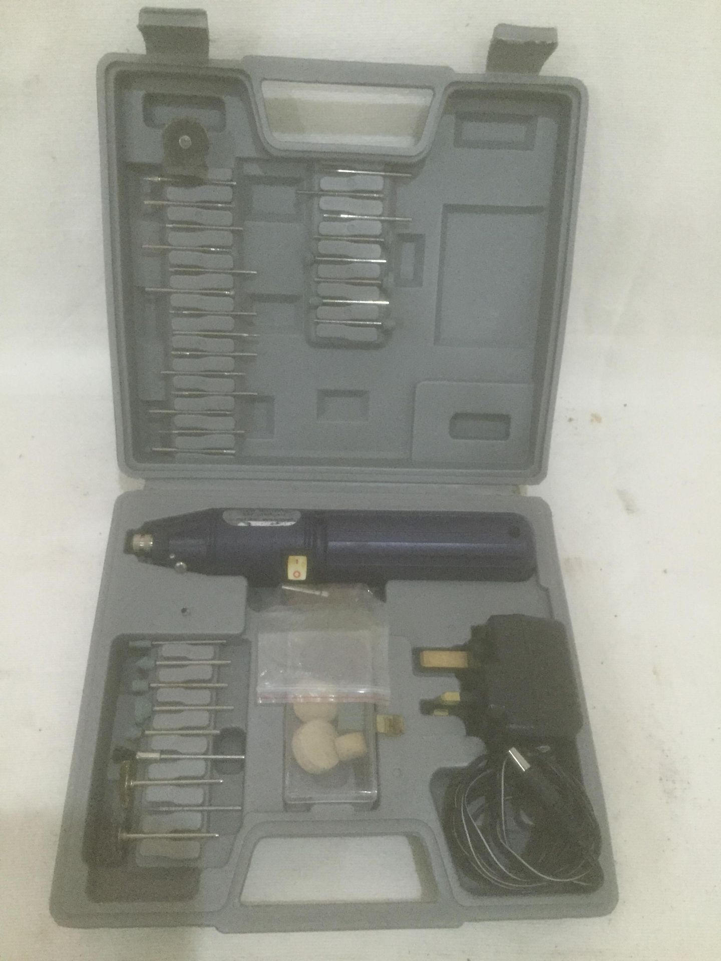 UNBRANDED 3.6V ROTARY TOOL - USED