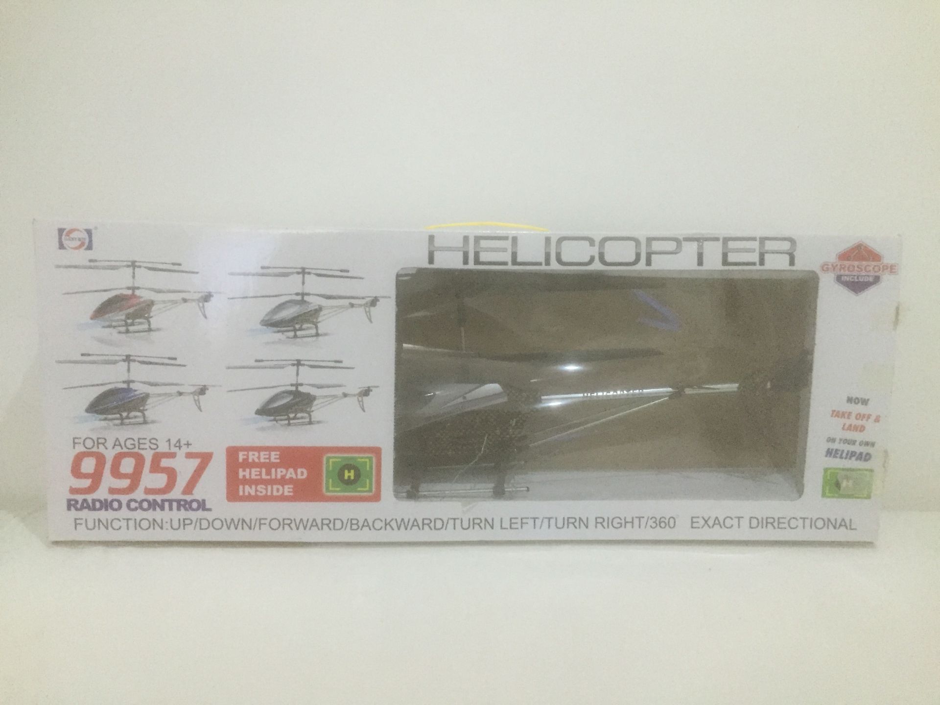 REMOTE CONTROL HELICOPTER 9957 - NEW