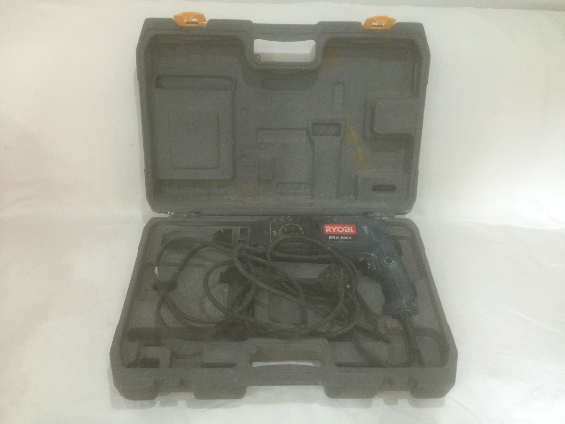 RYOBI ERH600V 600W HAMMER DRILL - USED