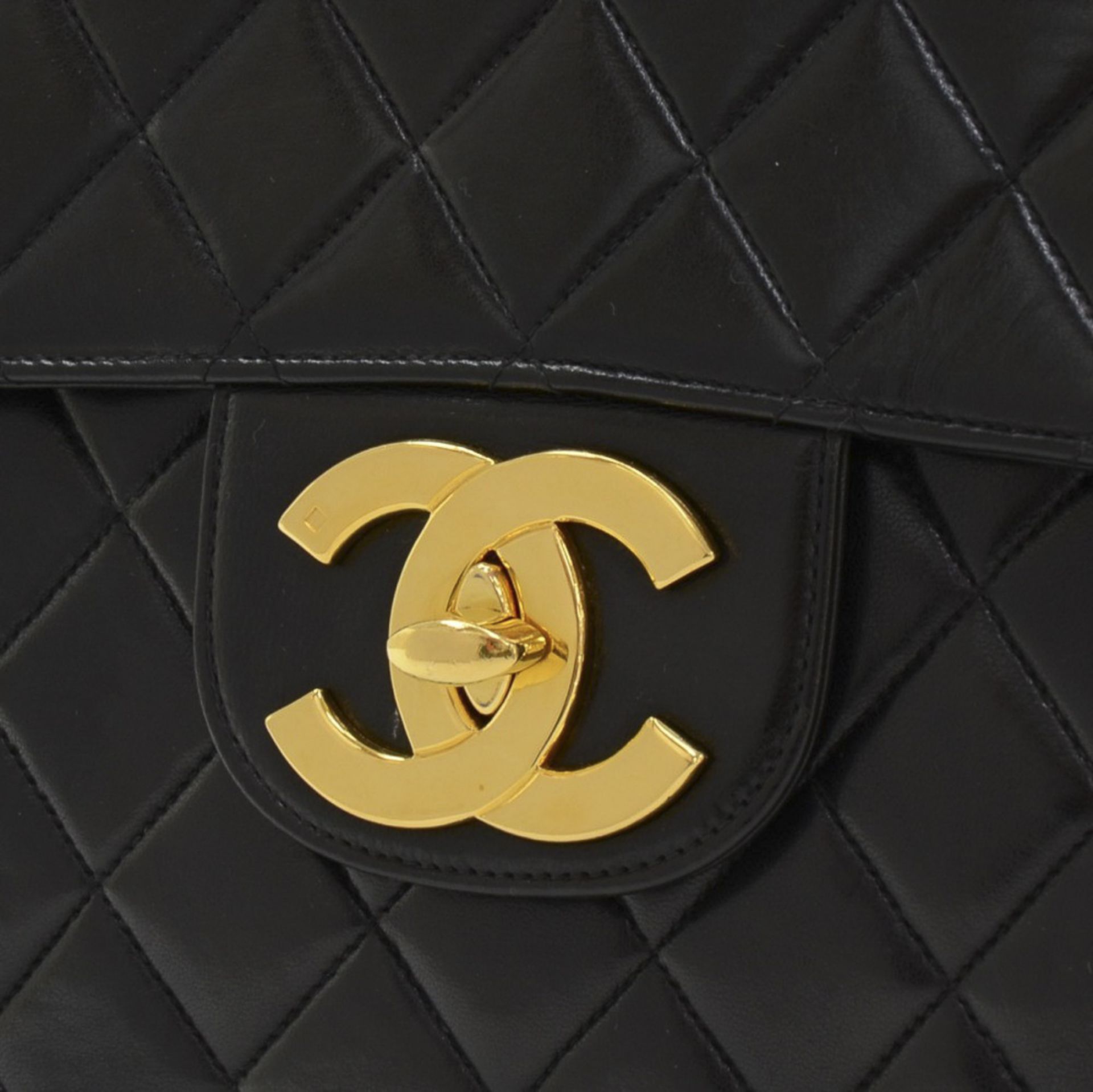 Chanel, Jumbo XL Flap Bag - Image 7 of 12