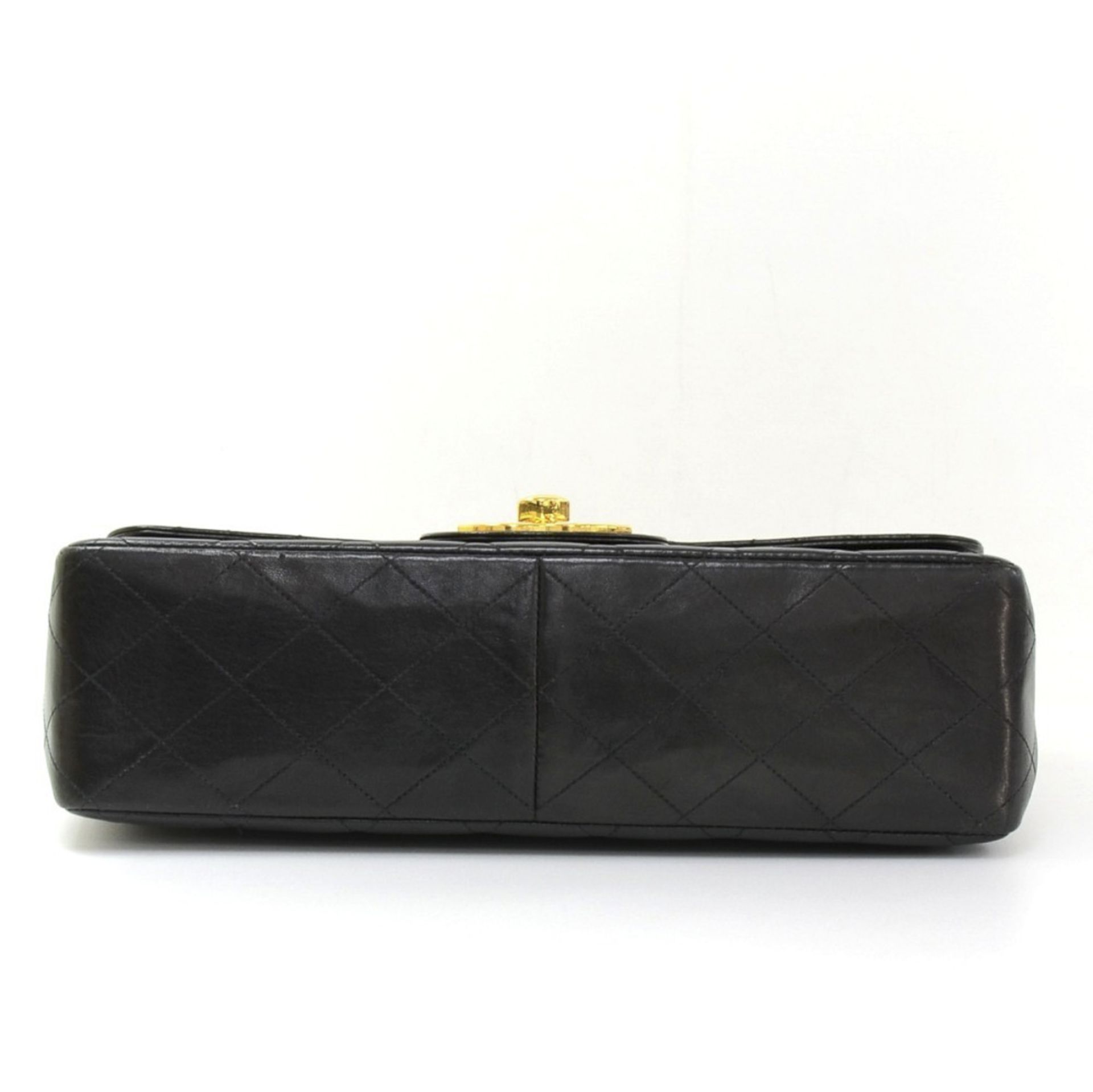 Chanel, Jumbo XL Flap Bag - Image 5 of 12