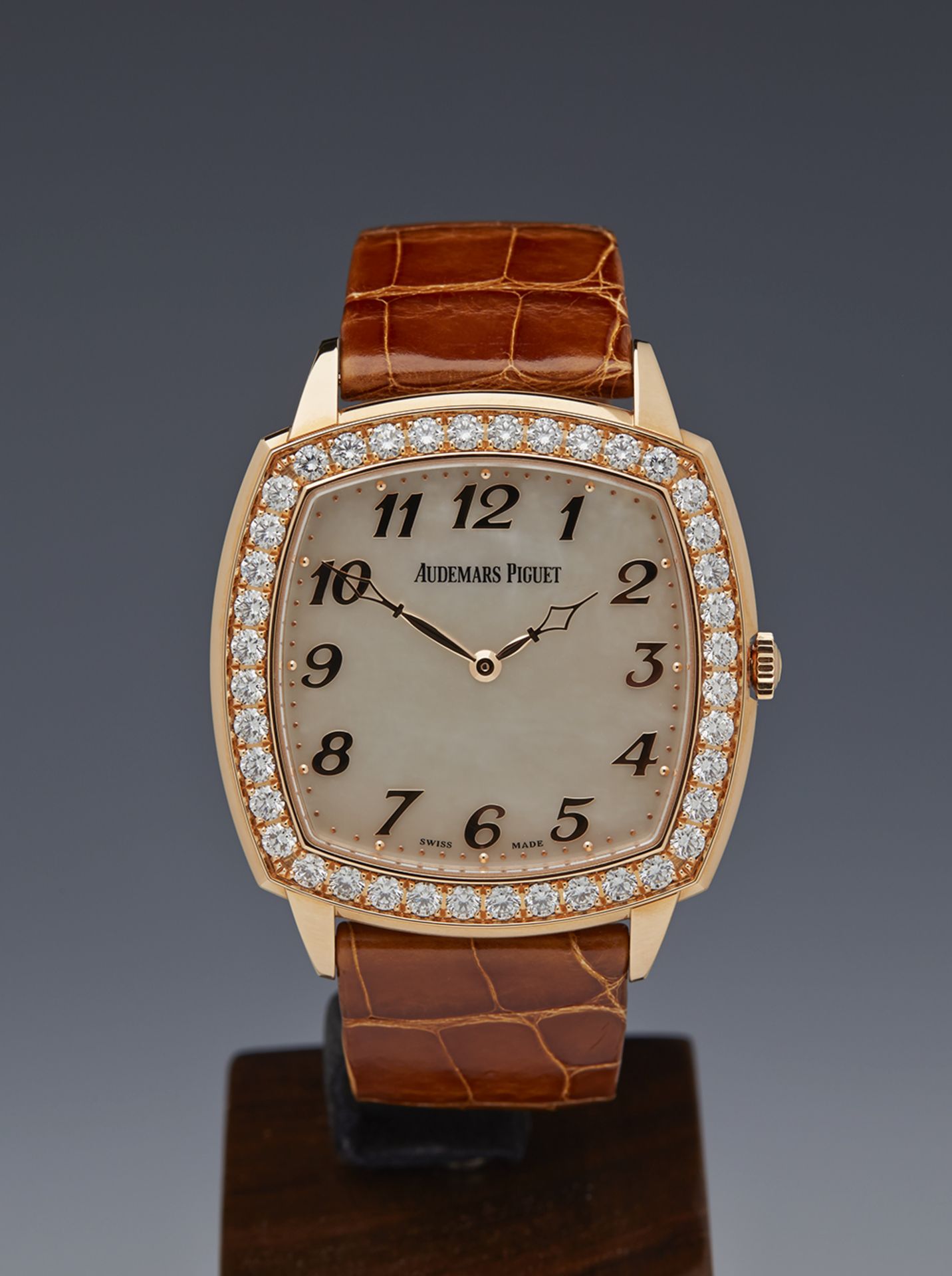 Audemars Piguet, Tradition Extra Thin 18k Rose Gold Diamonds MOP 15337OR.ZZ.A810CR.01 - Image 6 of 11