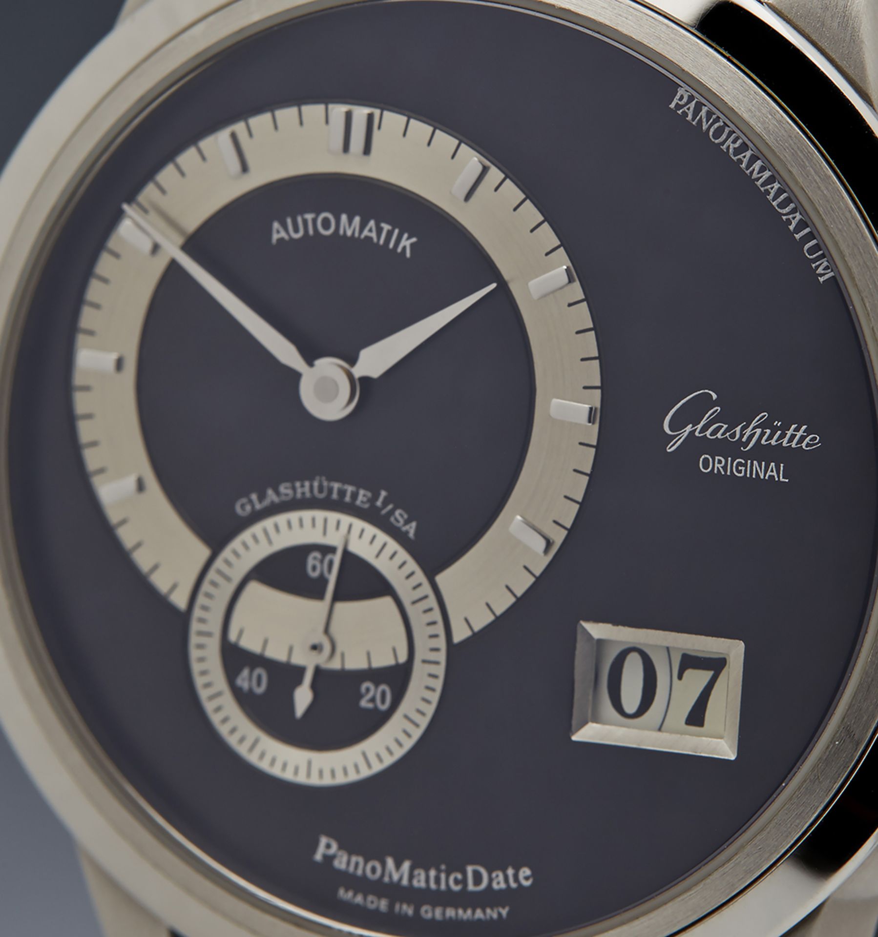 Glashutte, Panomatic Date Platinum Limited Edition 9001030304 - Image 2 of 11