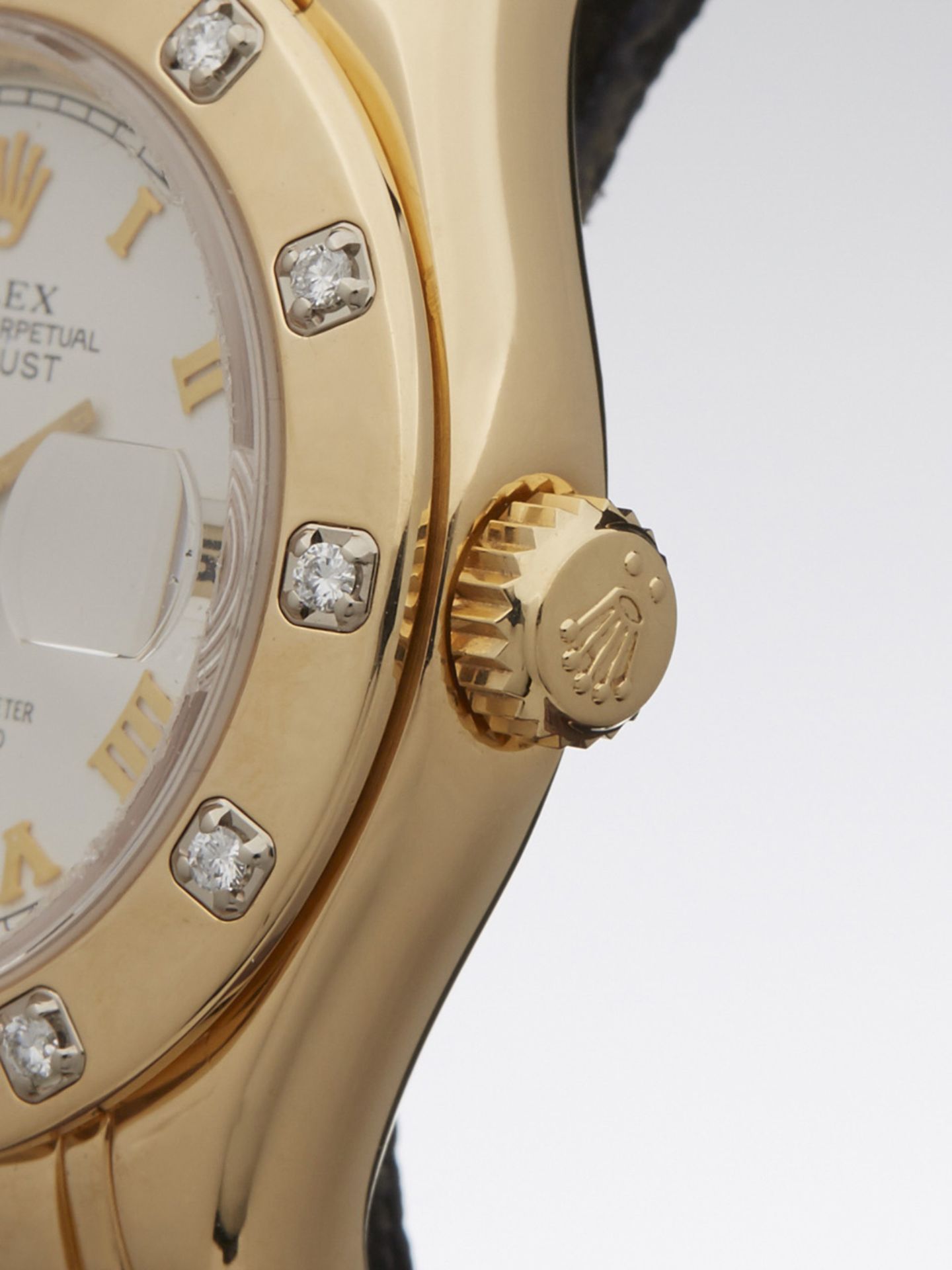 Rolex, Pearlmaster Diamond Bezel 29mm 18k Yellow Gold 69298 - Image 5 of 10