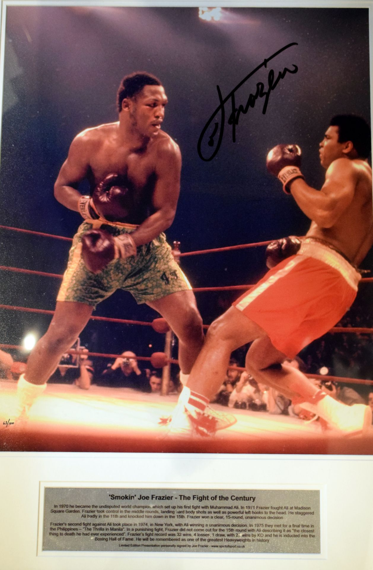 Excellent Signed Photograph of Joe Frazier knocking down Ali in 'The Fight Of The Century' - Image 3 of 5