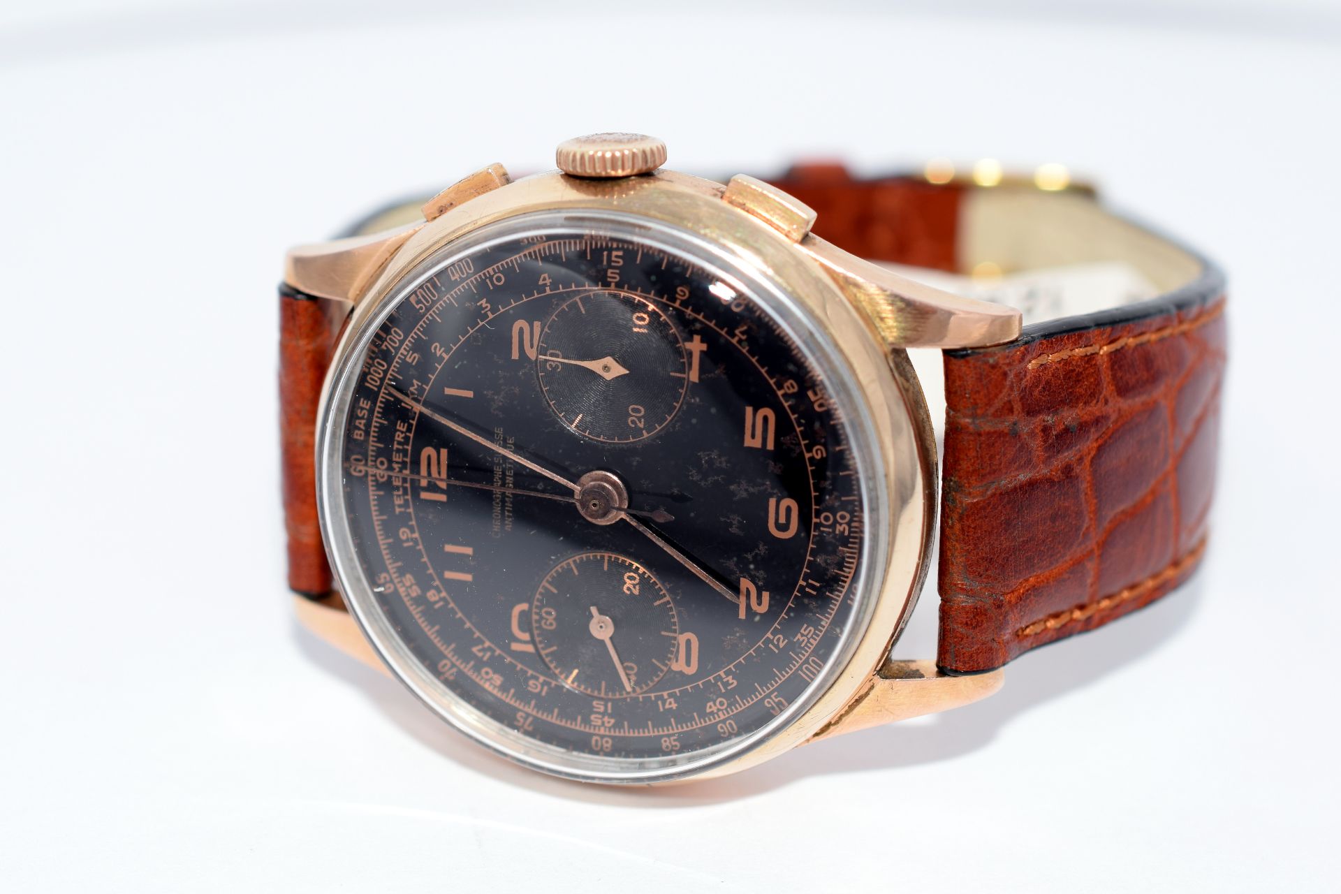 Chronographe Suisse 18ct Gold Vintage Chronograph With Black Dial - Image 4 of 11
