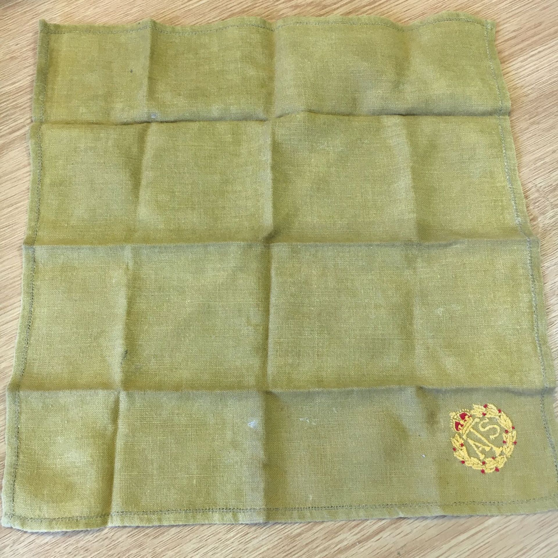WW2 EMBROIDERED ATS (AUXILIARY TERRITORIAL SERVICE) ARMY HANDKERCHIEF - WOMEN IN WORLD WAR II