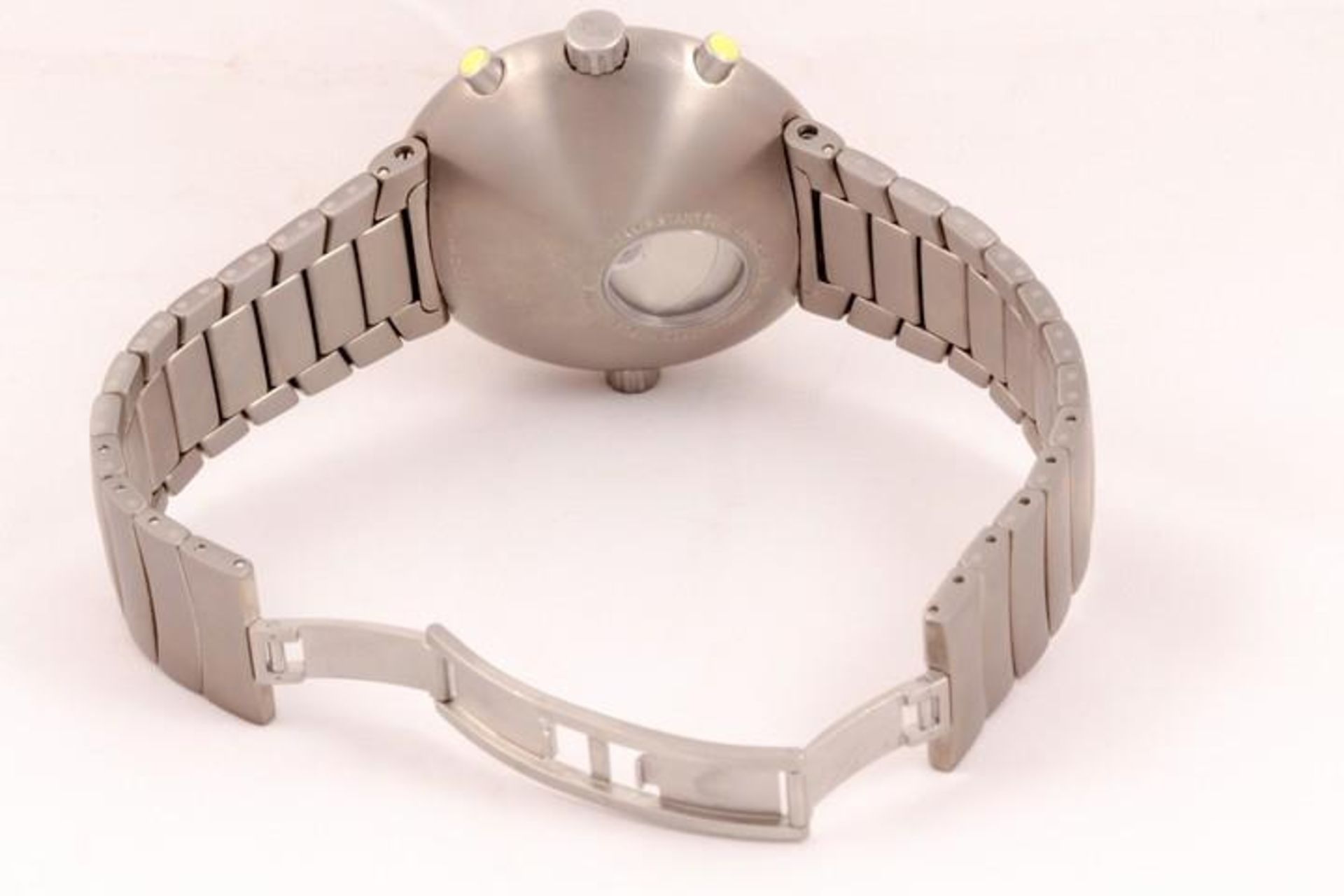 Ikepod Megapode Flyback Gents Titanium Watch - Image 4 of 4