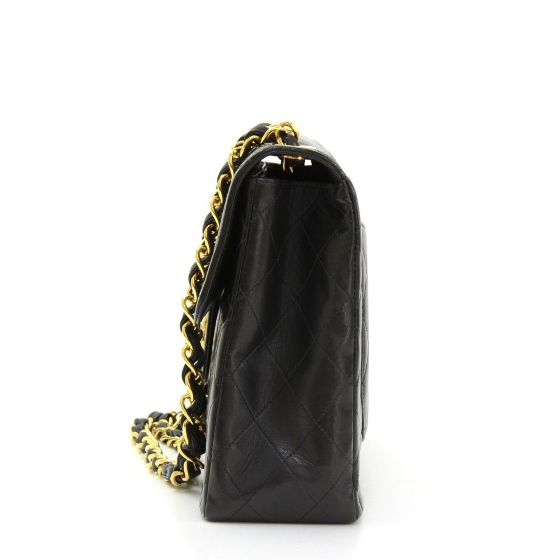 Chanel, Jumbo XL Flap Bag - Image 3 of 12
