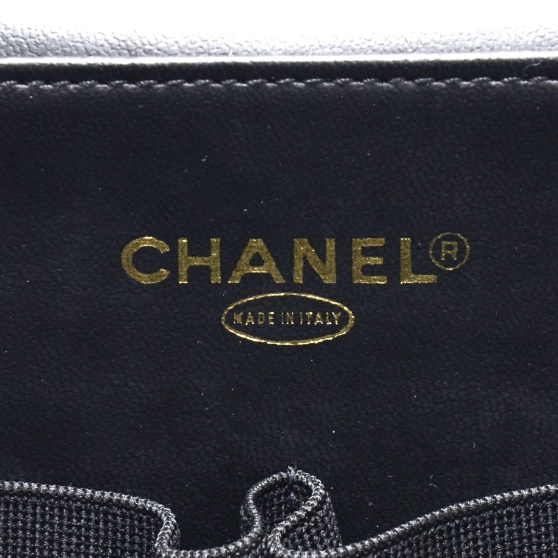 Chanel, Timeless Vanity Handbag - Image 9 of 14