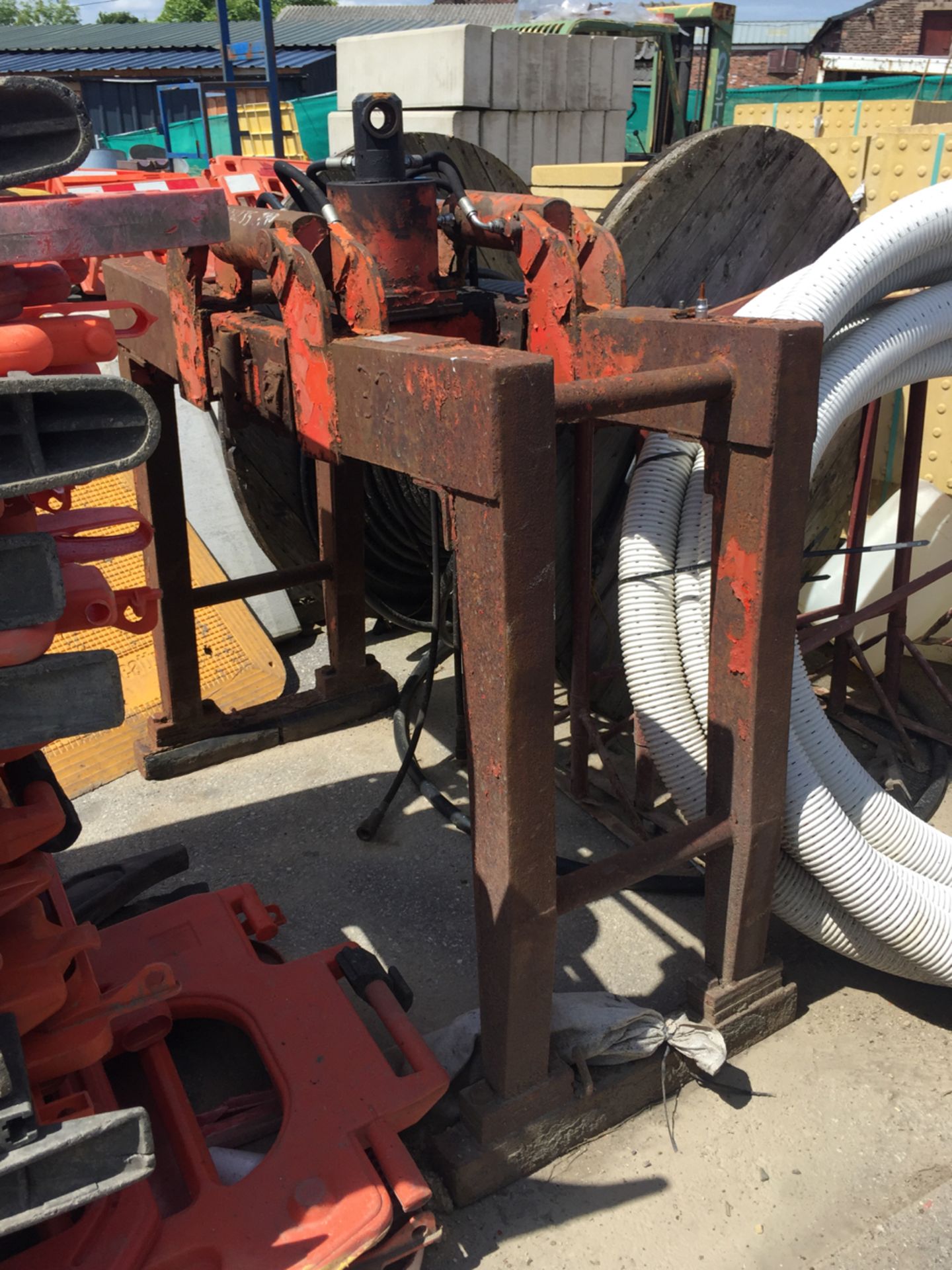 1 x Swivel Clamp / Grab for HiAb - No Reserve - Image 2 of 2