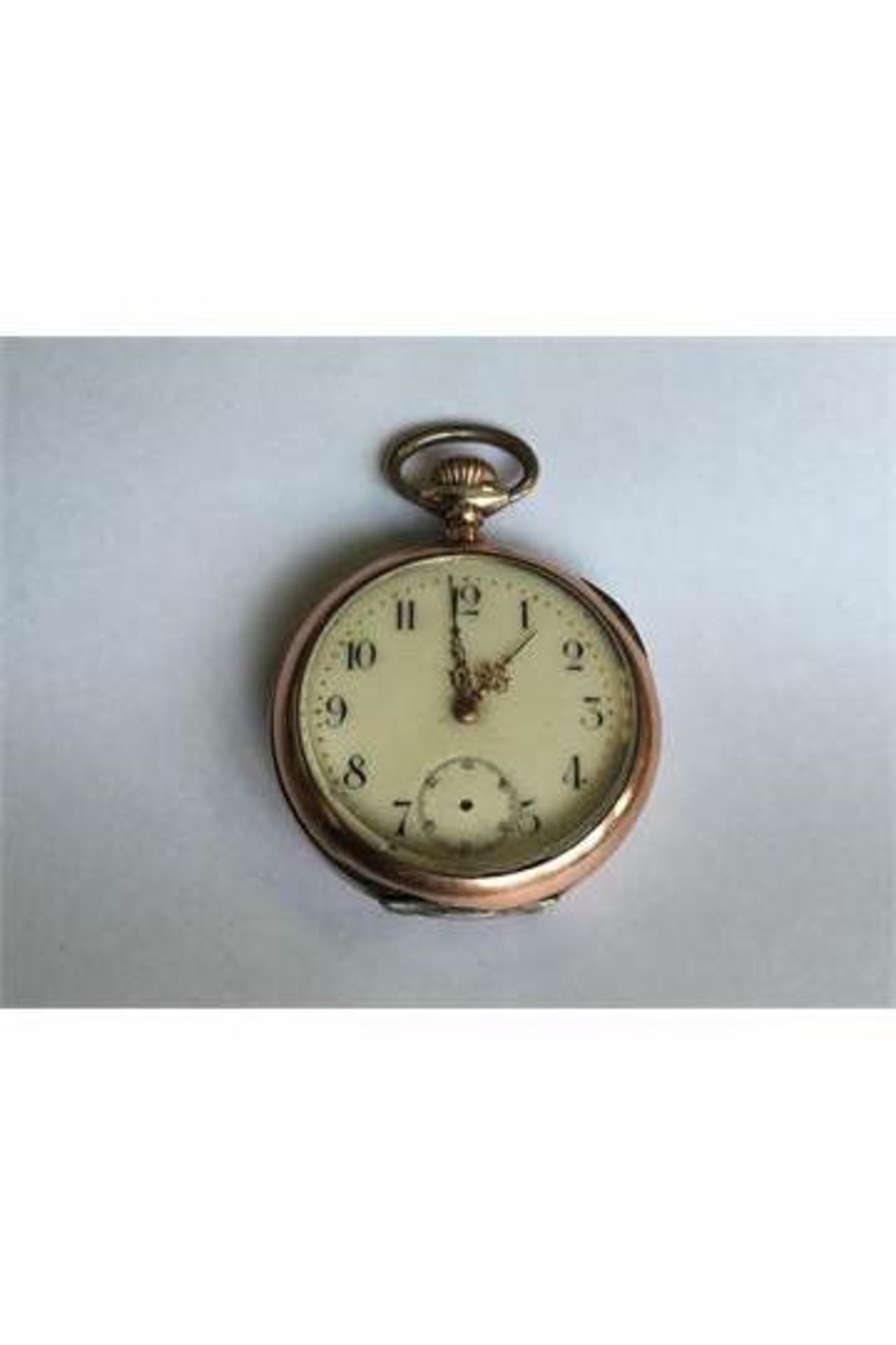 AN ANTIQUE TAVANNES POCKET WATCH. SILVER CASE (800% GROUSE MARK) WITH ROSE GOLD PLATING. THE ART