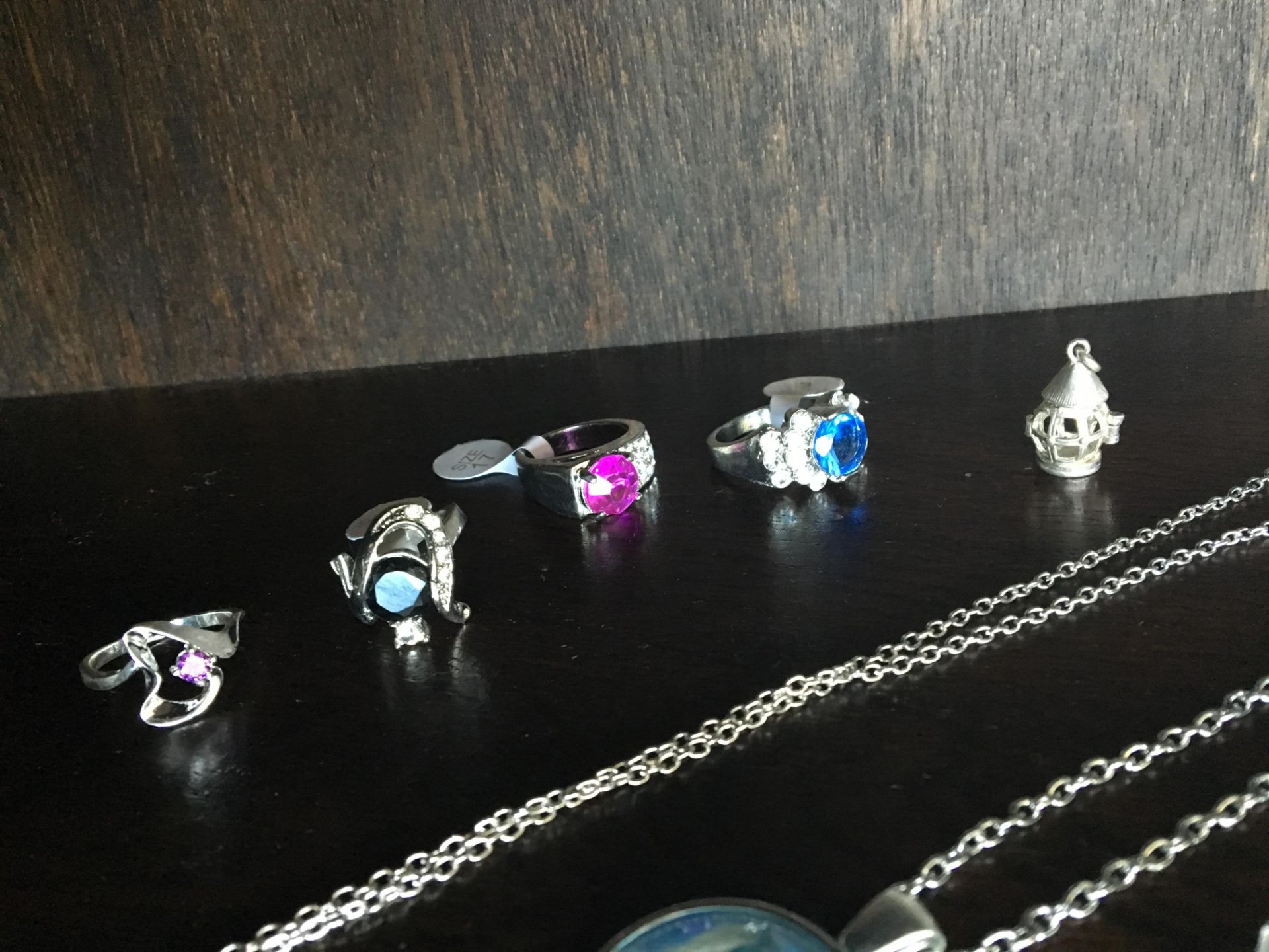 THE CONTENTS OF ONE SHELF OF BRAND NEW JEWELLERY (13). FREE UK DELIVERY.